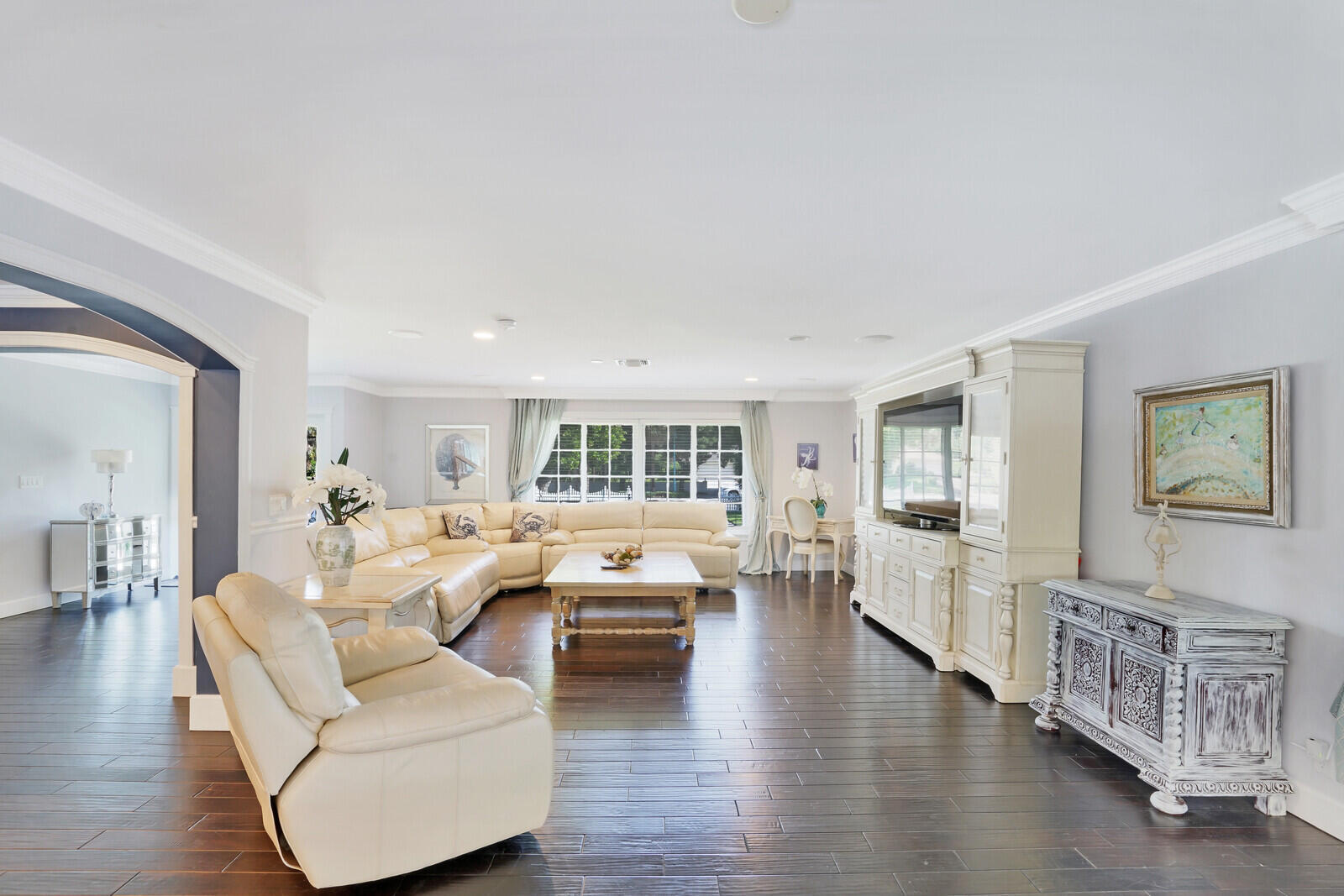 17 E Ocean Avenue Property Photo 15