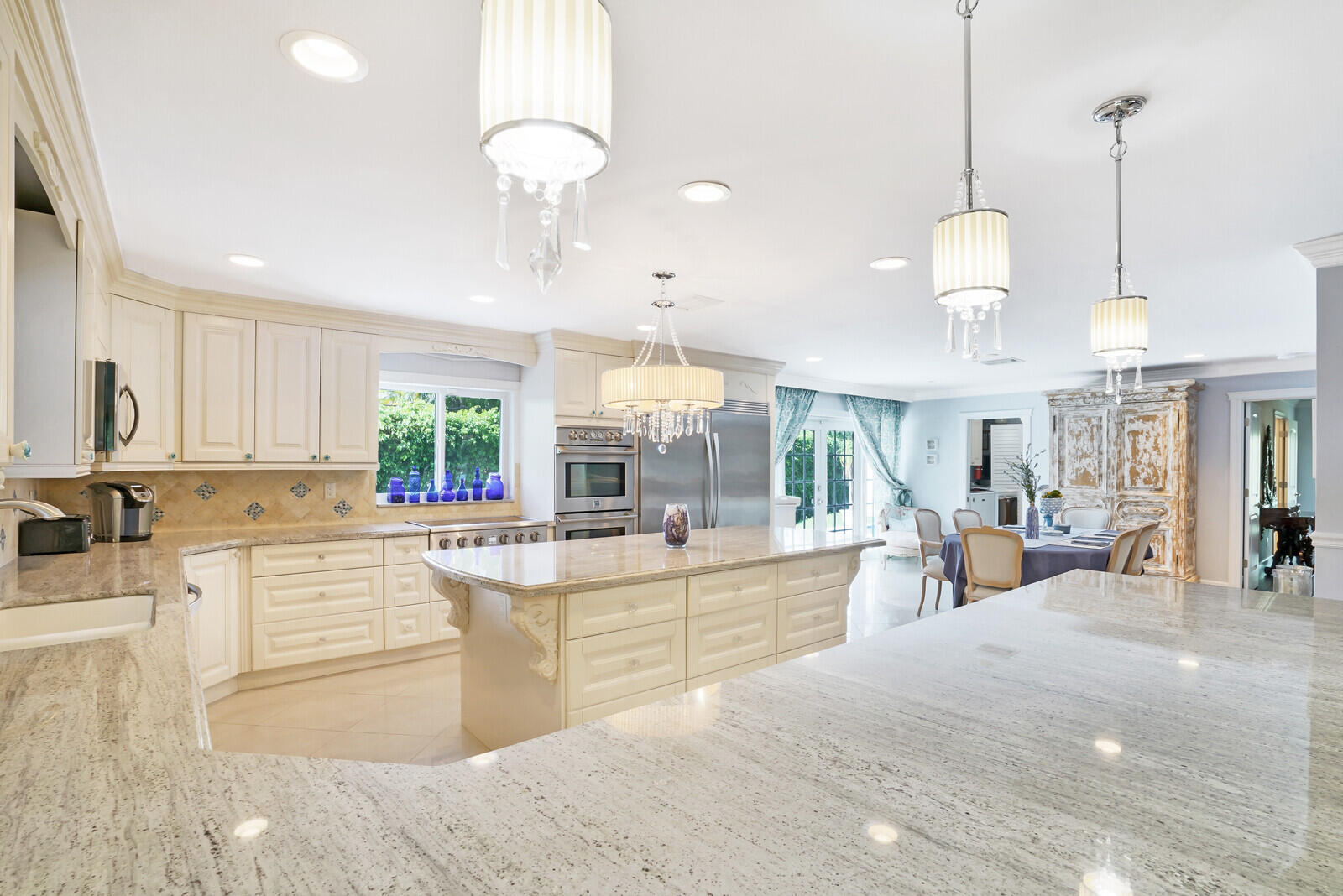 17 E Ocean Avenue Property Photo 19