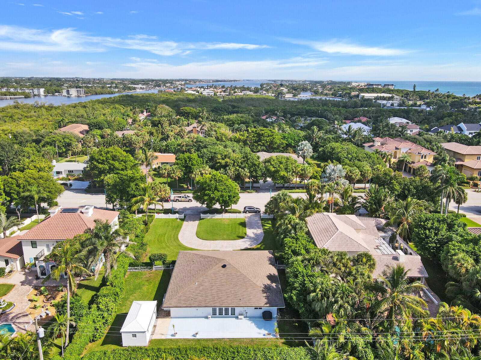 17 E Ocean Avenue Property Photo 44