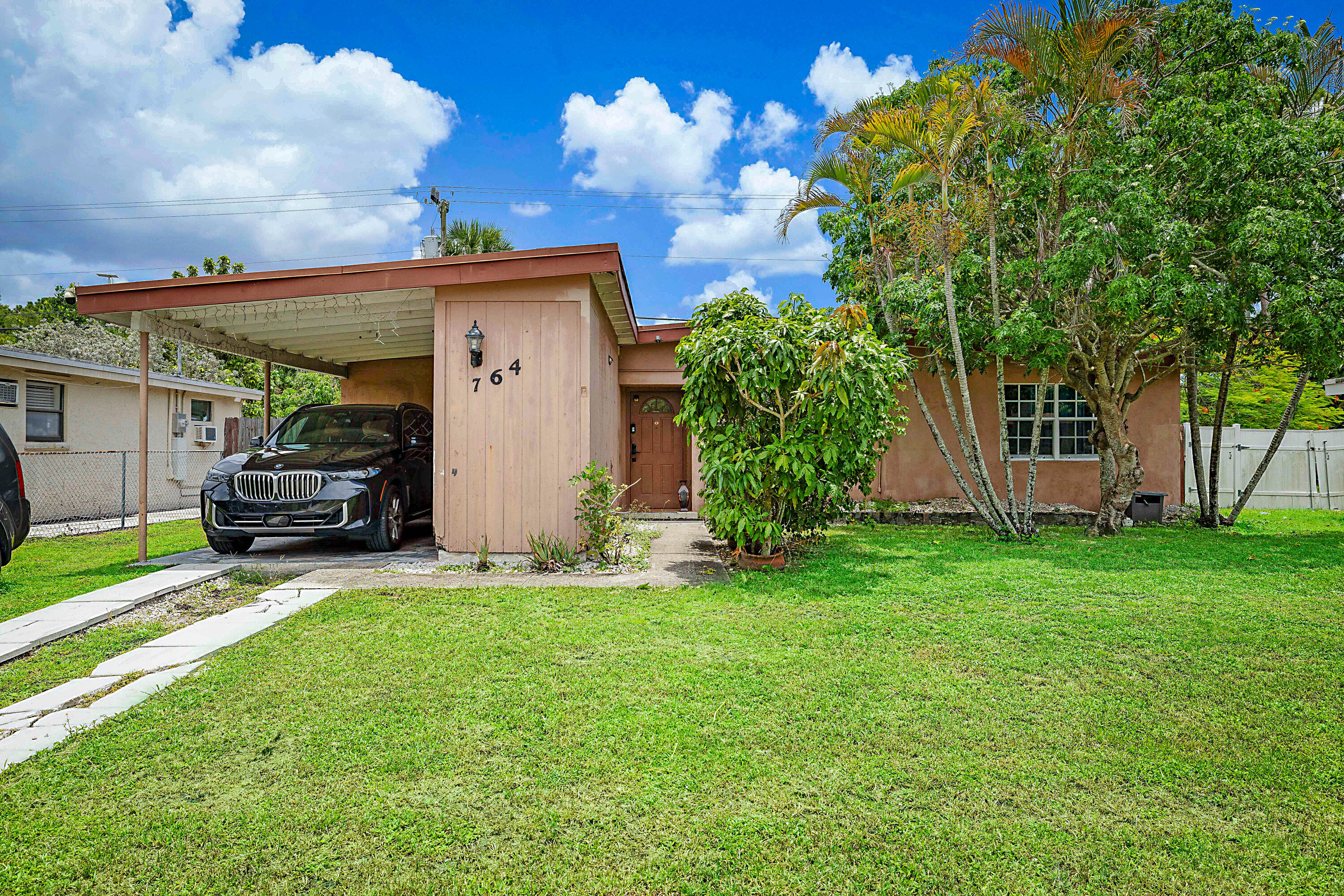 764 Camellia Drive Property Photo 6