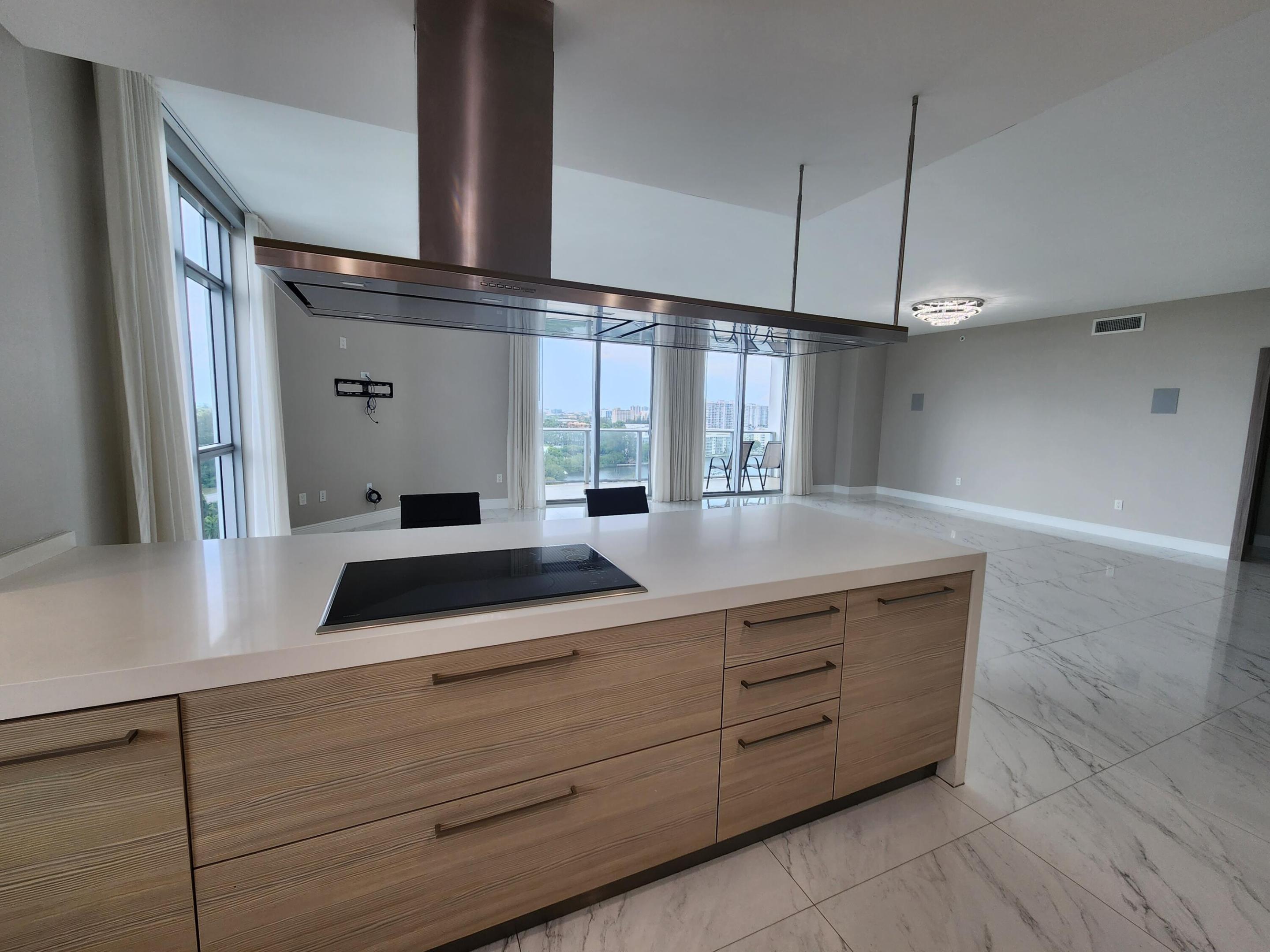 17301 Biscayne Boulevard 1202 Property Photo 8