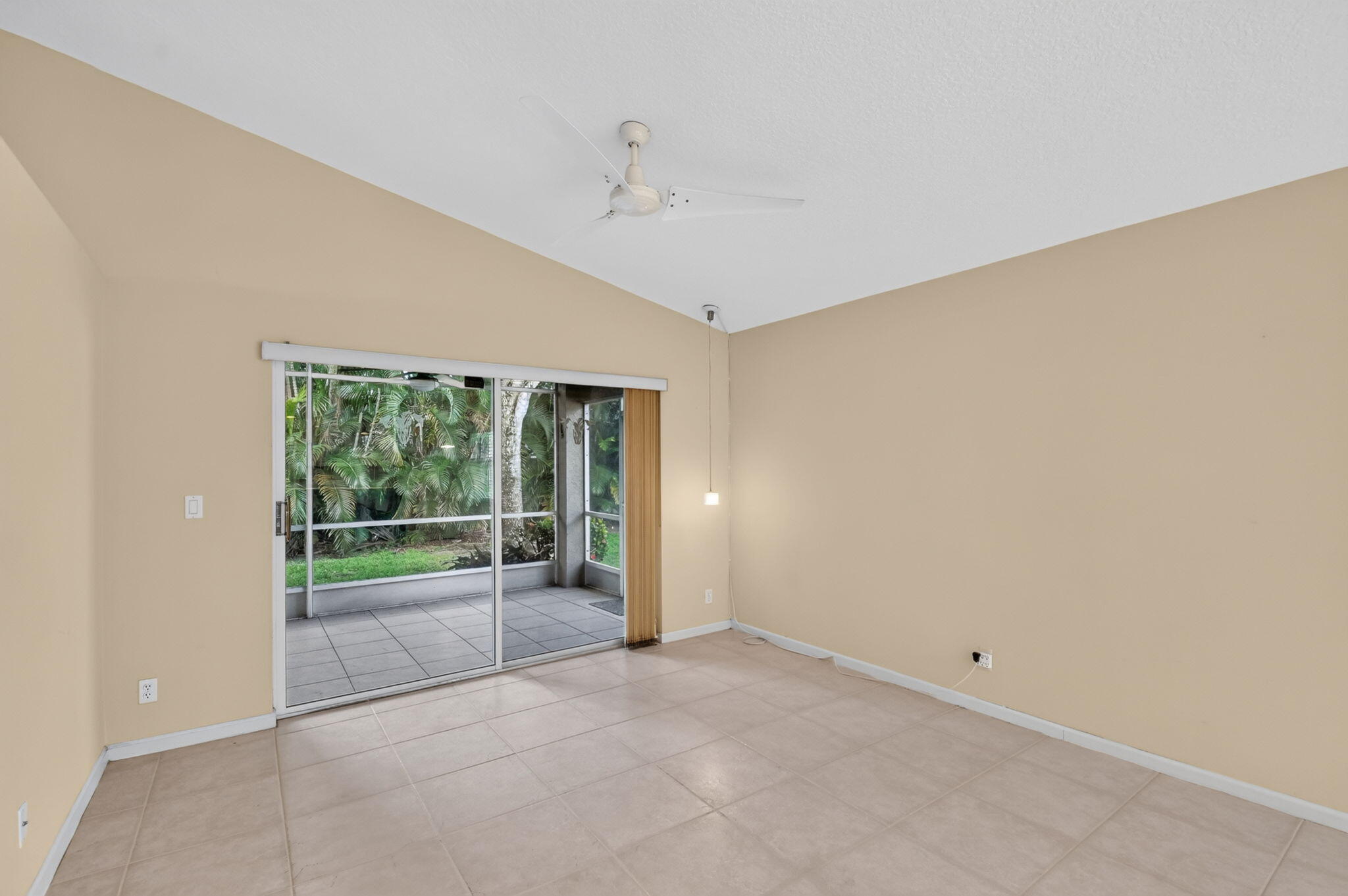 9840 Arbor View Drive S Property Photo 10