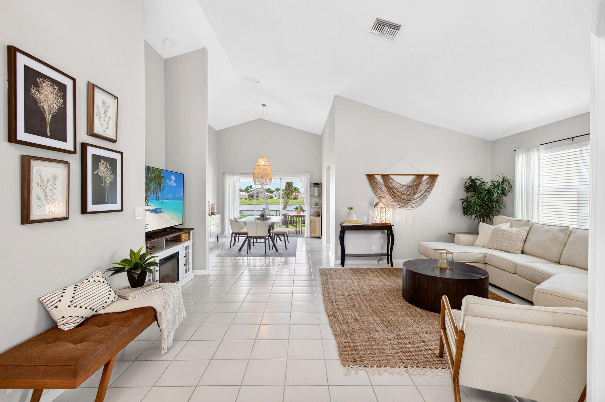 7671 Stirling Bridge Boulevard N Property Photo 8