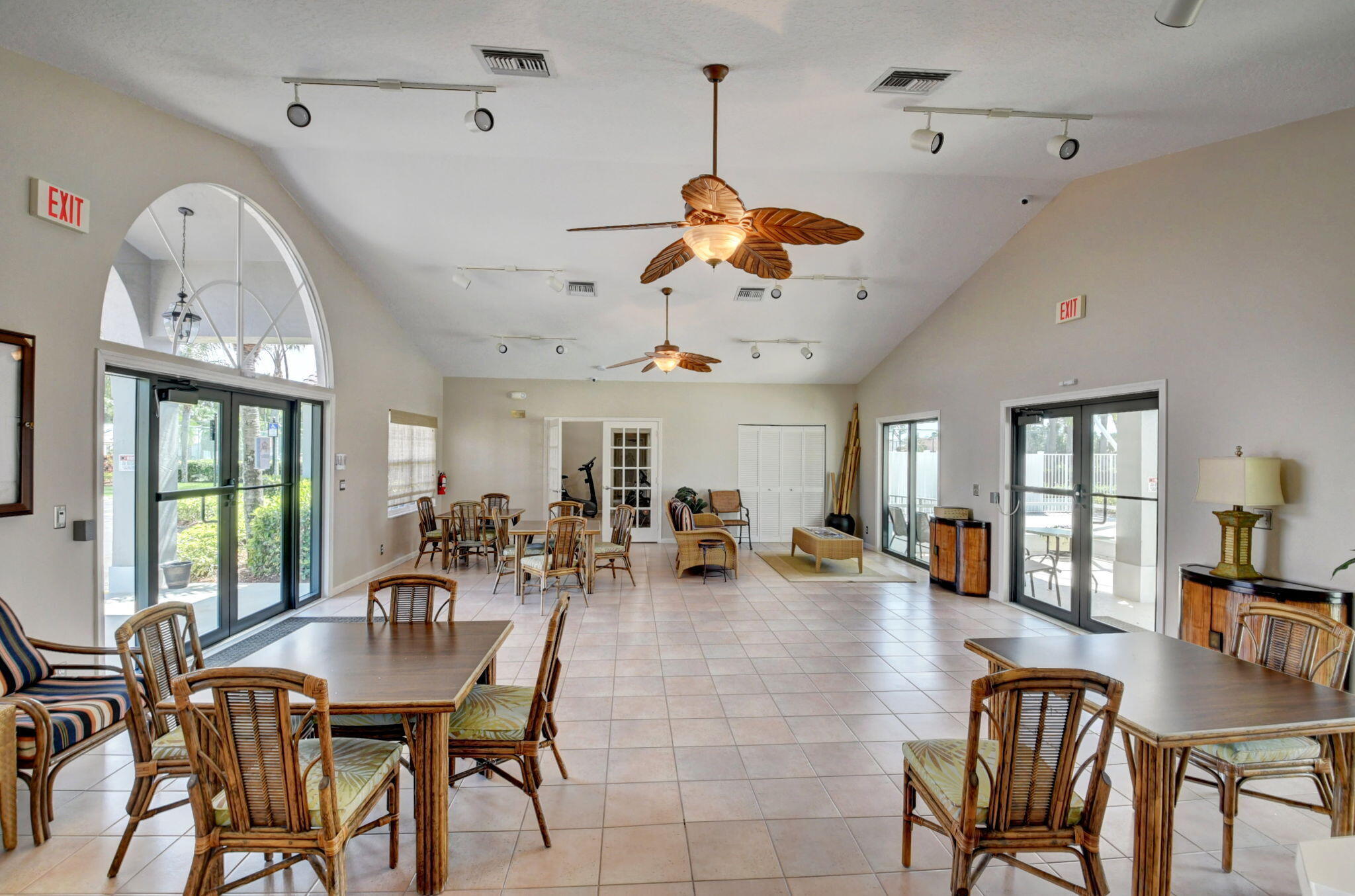 7671 Stirling Bridge Boulevard N Property Photo 81