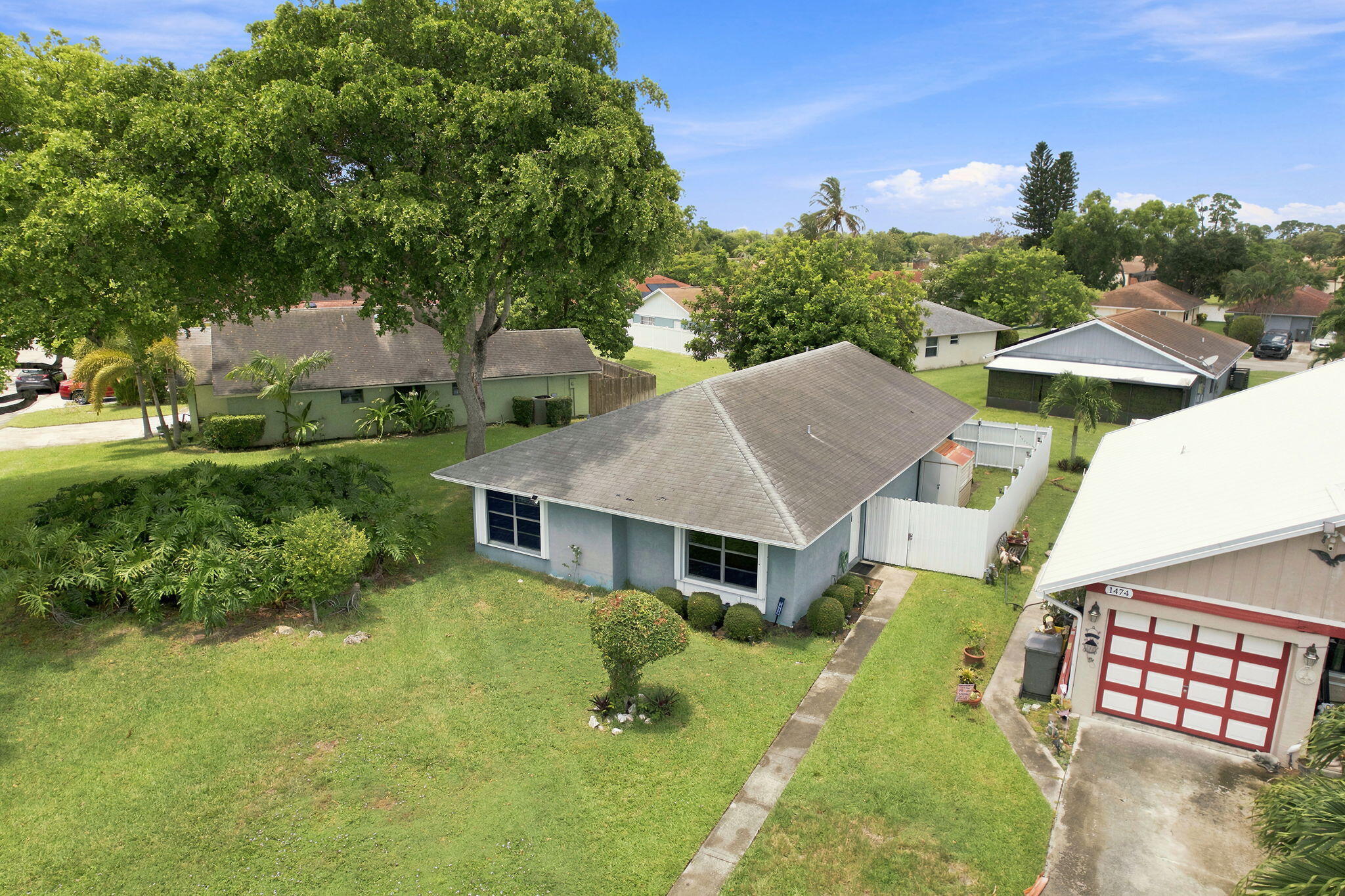 1470 Summit Run Circle Property Photo 1
