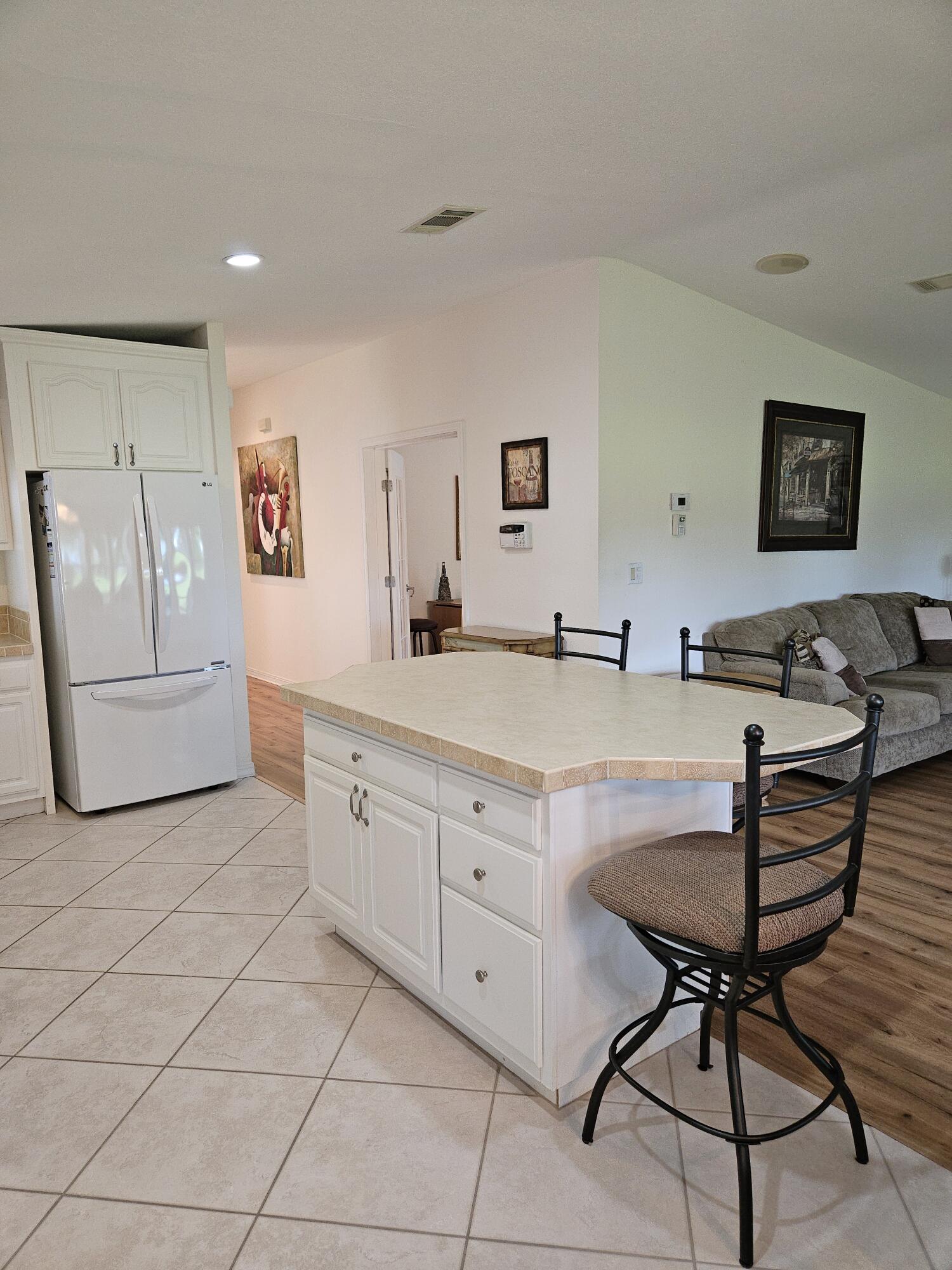 3229 Scarlet Tanager Court Property Photo 7