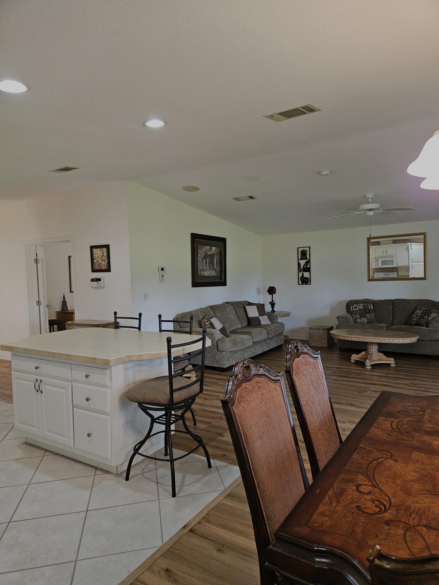 3229 Scarlet Tanager Court Property Photo 8