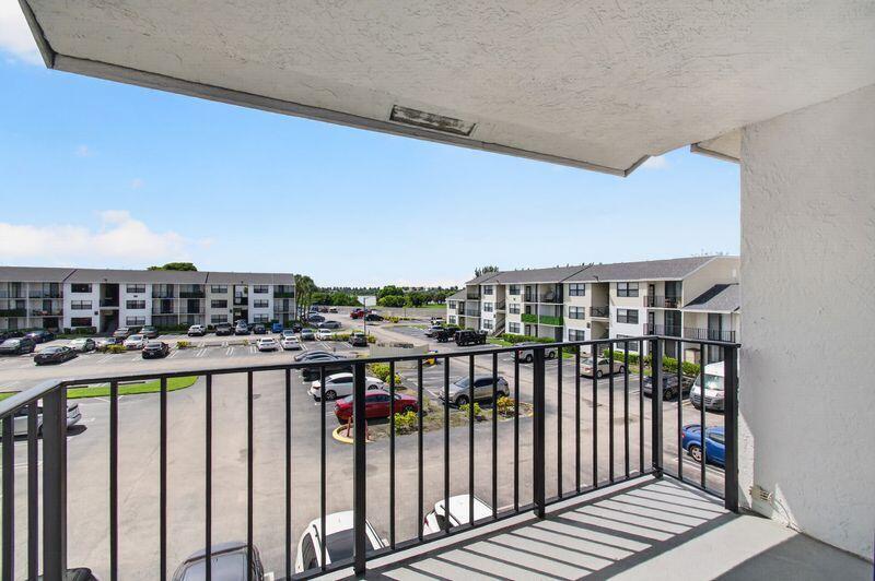 724 Executive Center Drive 31 Property Photo 17