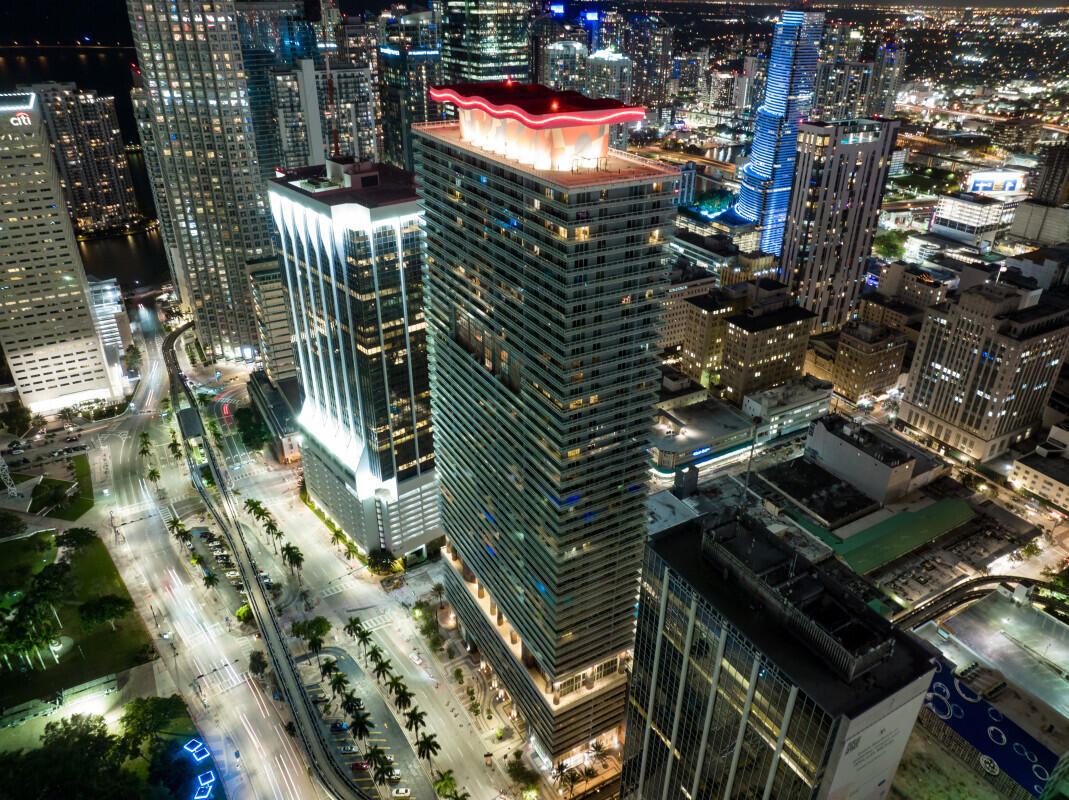 50 Biscayne Boulevard Cu6 Property Photo 2