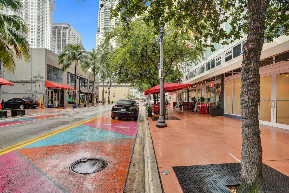 50 Biscayne Boulevard Cu6 Property Photo 4
