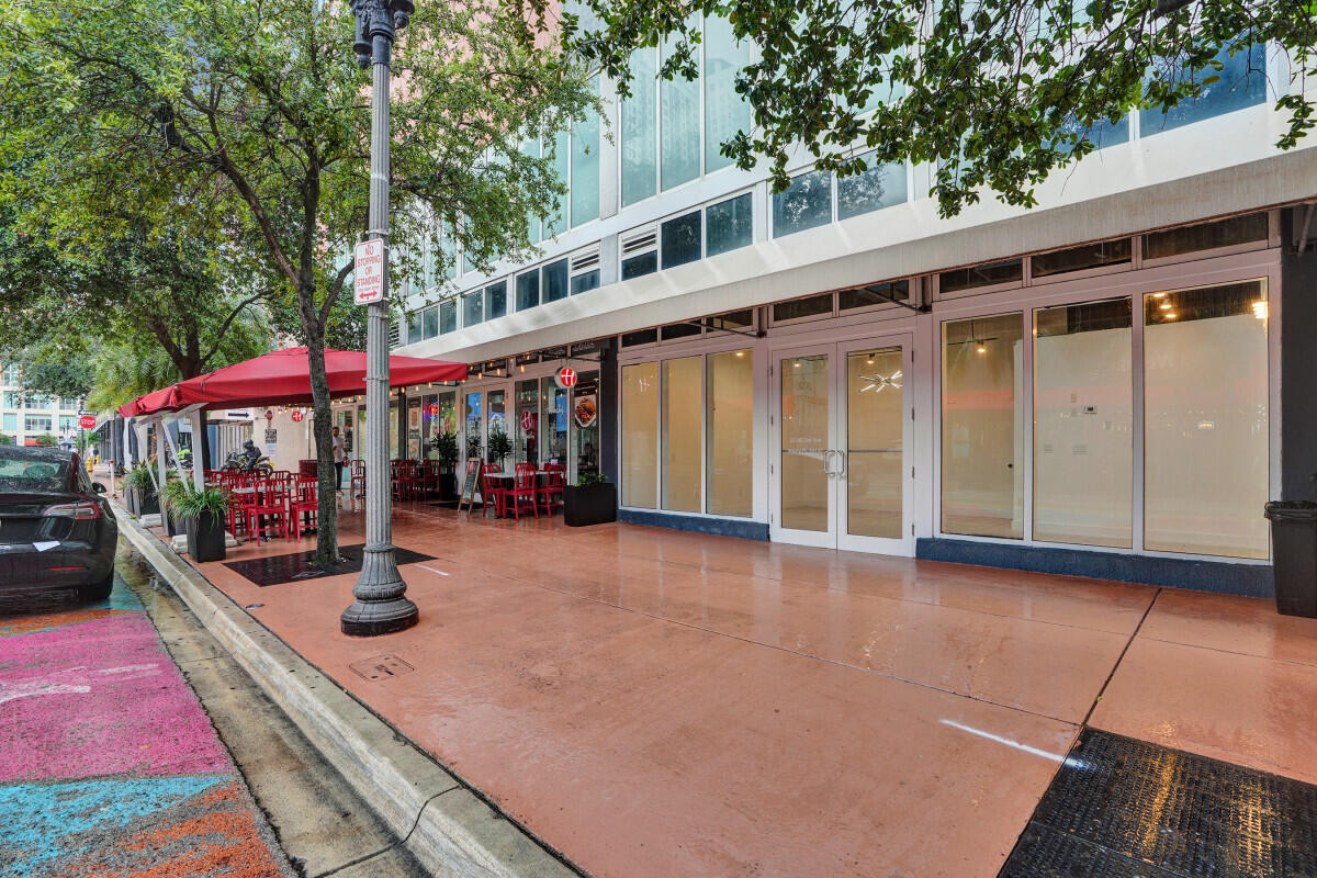 50 Biscayne Boulevard Cu6 Property Photo 5