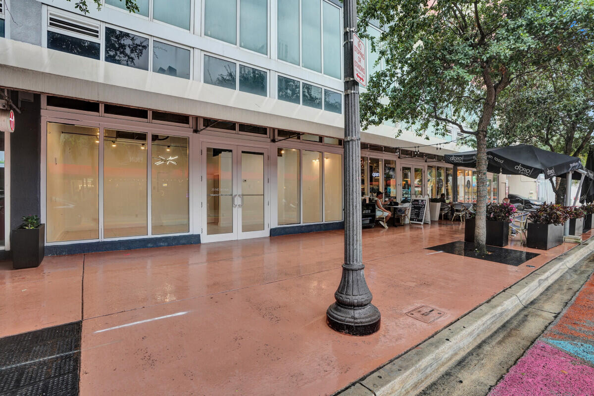 50 Biscayne Boulevard Cu6 Property Photo 11