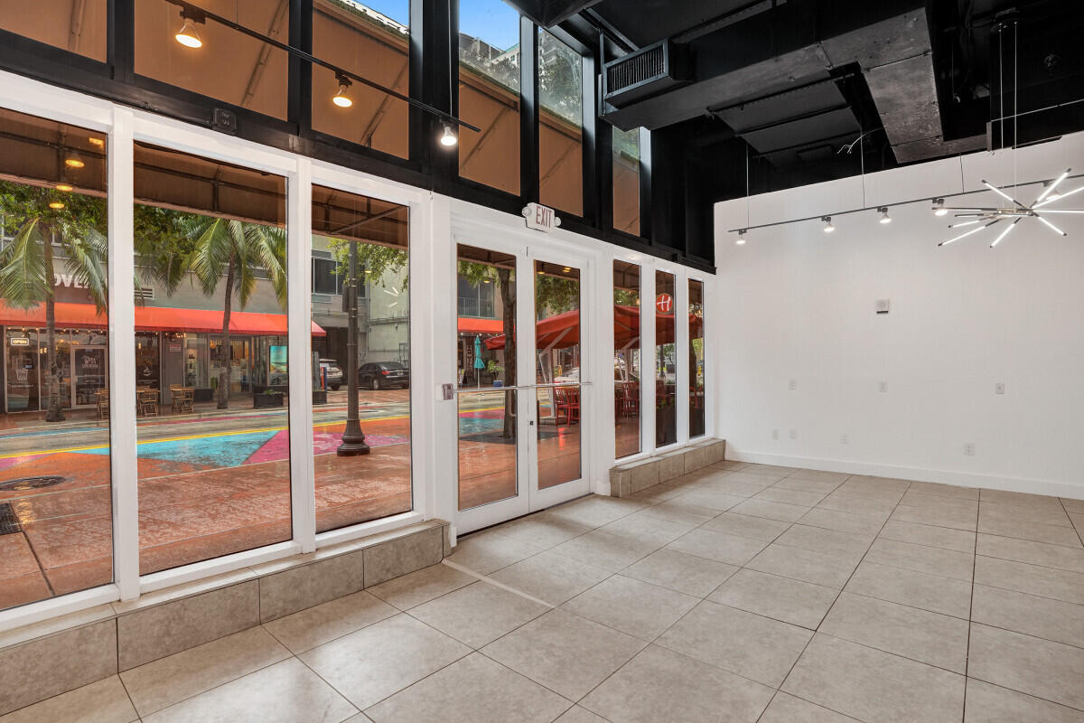 50 Biscayne Boulevard Cu6 Property Photo 12