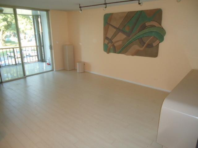 3660 Inverrary Drive 2f Property Photo 4