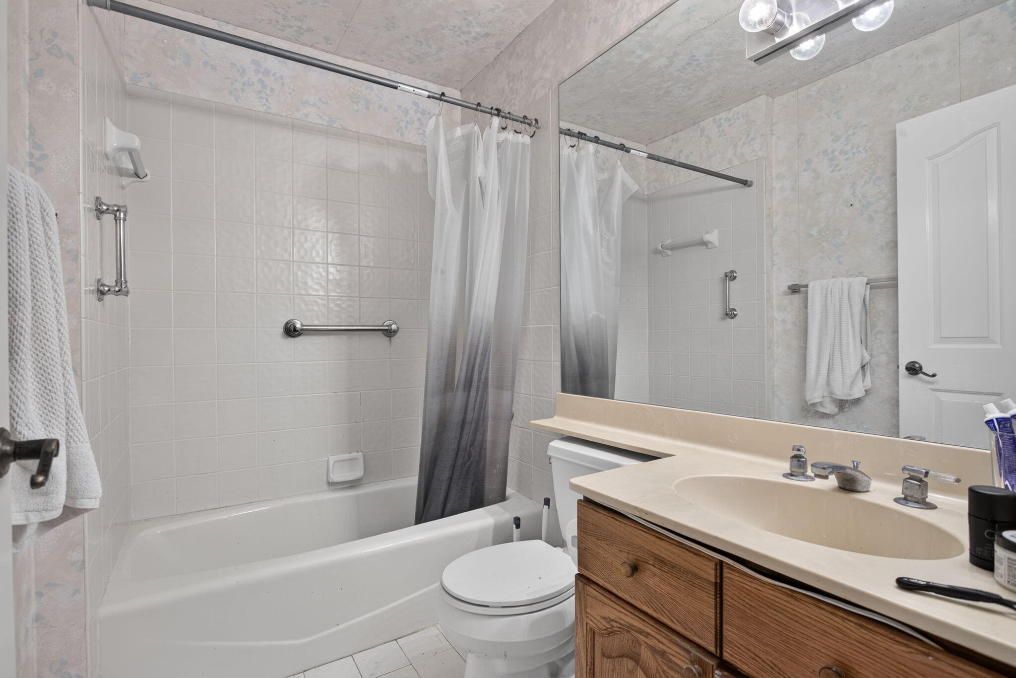 526 Misty Oaks Drive Property Photo 16