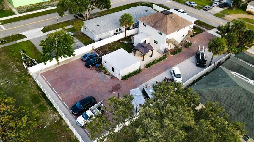 305 Cypress Drive 1 Property Photo 14