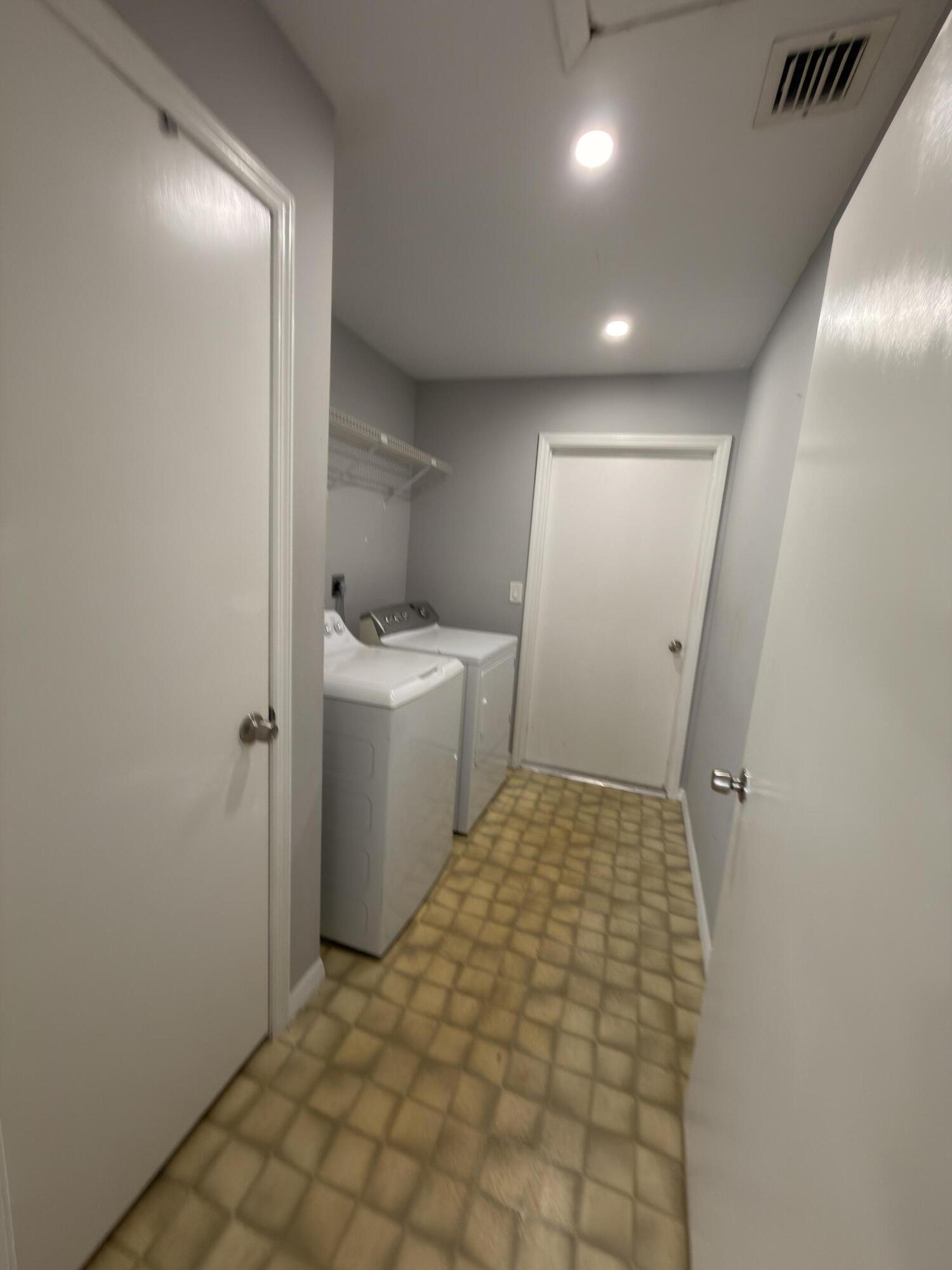 1217 Se Nancy Lane Property Photo 25