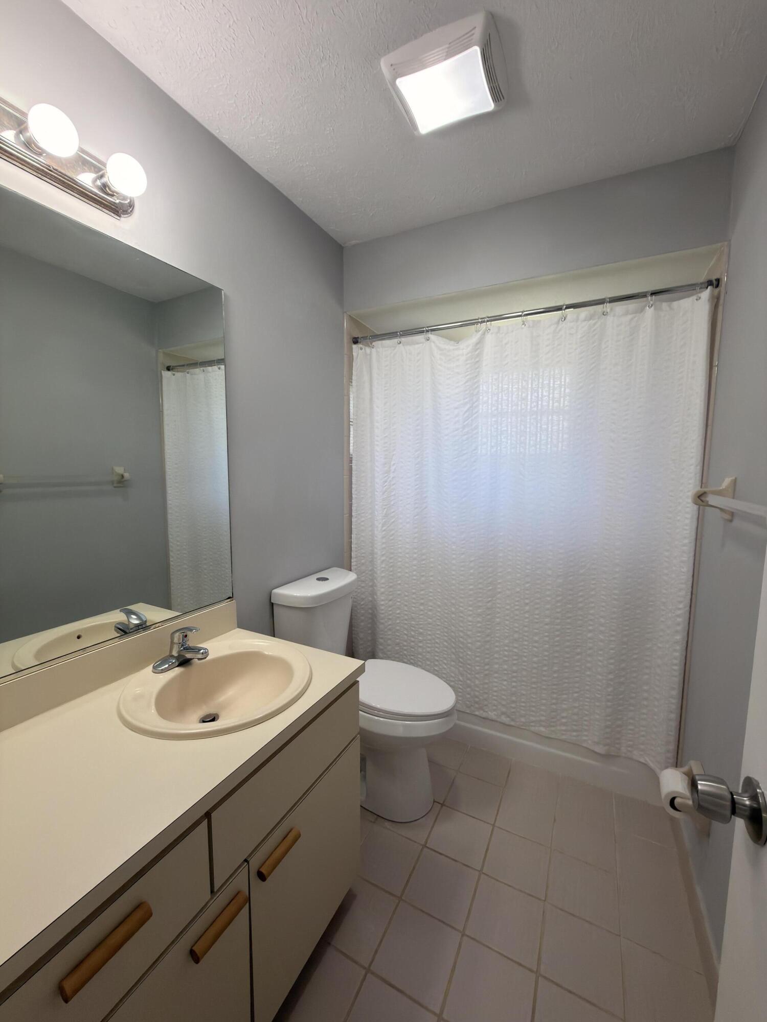 1217 Se Nancy Lane Property Photo 35