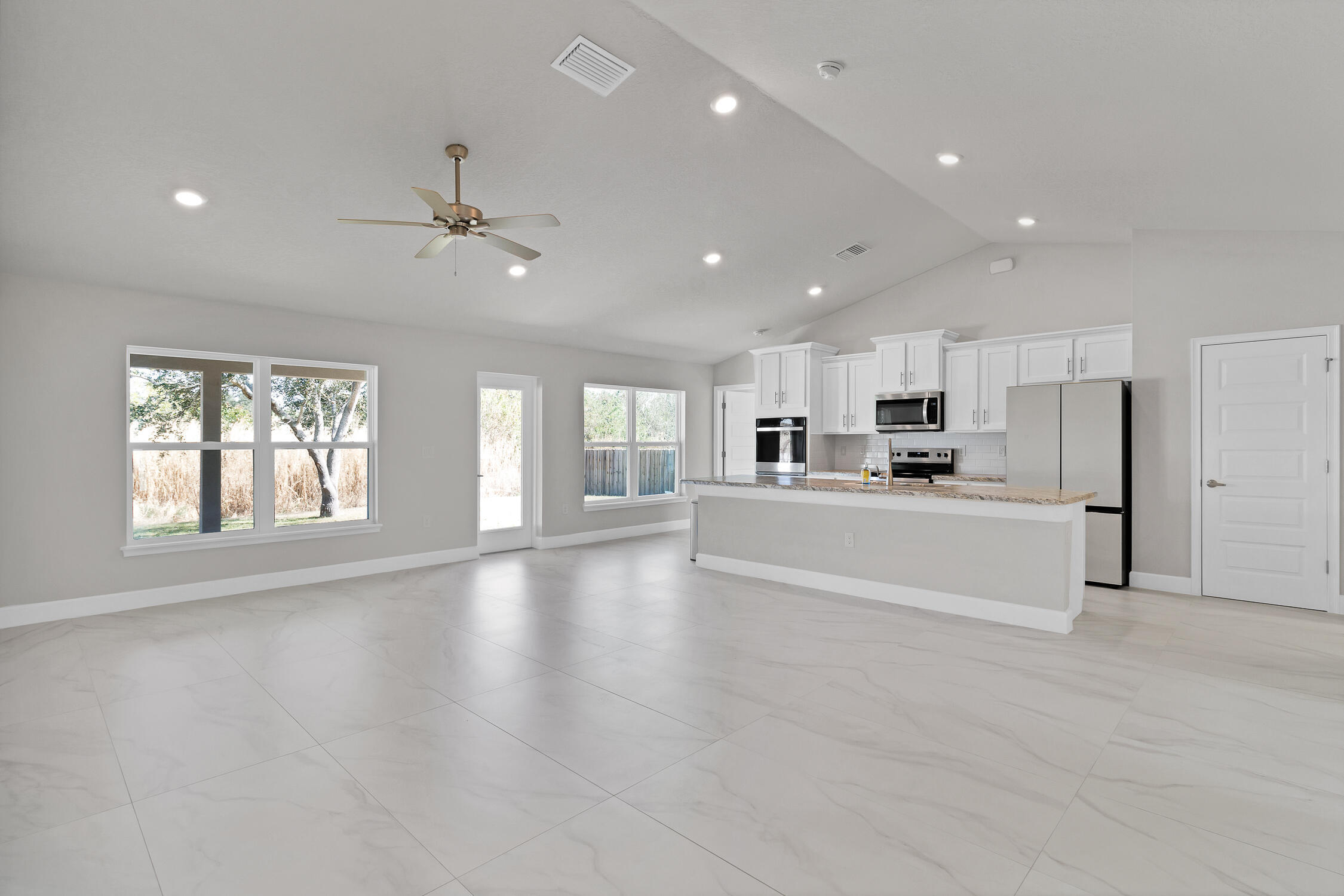 170 Spring Valley Avenue Property Photo 4