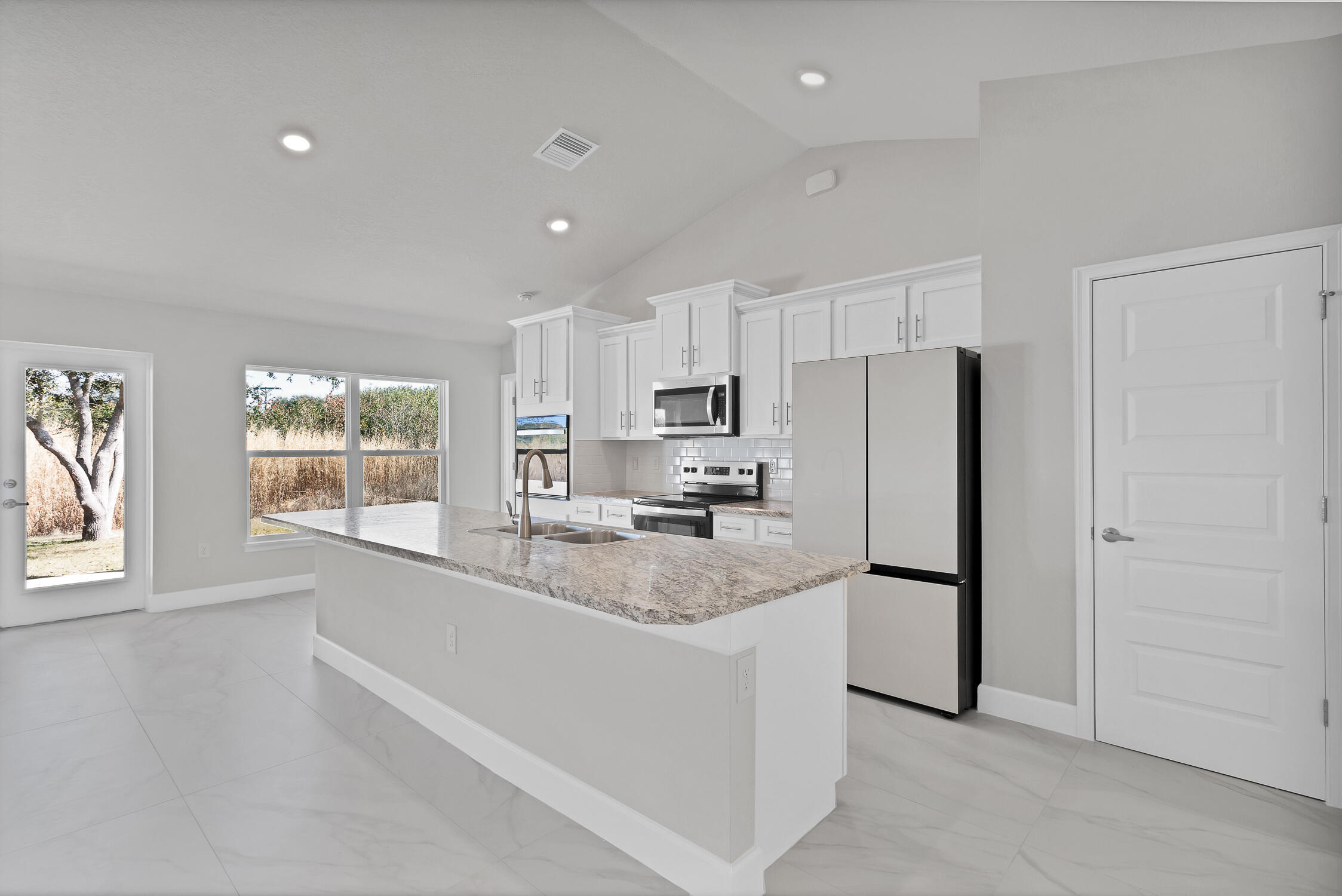 170 Spring Valley Avenue Property Photo 8