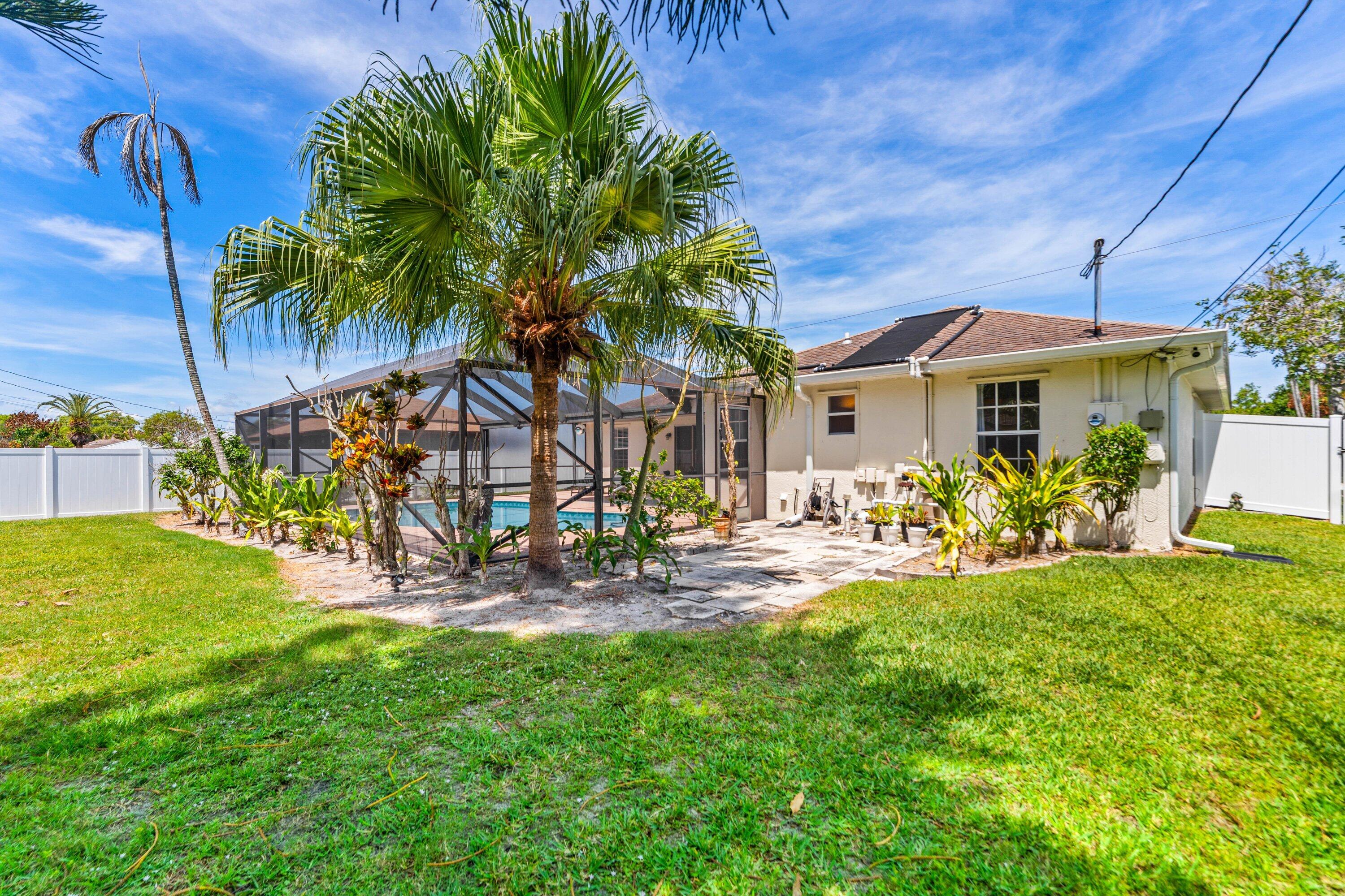 2814 Se Melaleuca Boulevard Property Photo 33