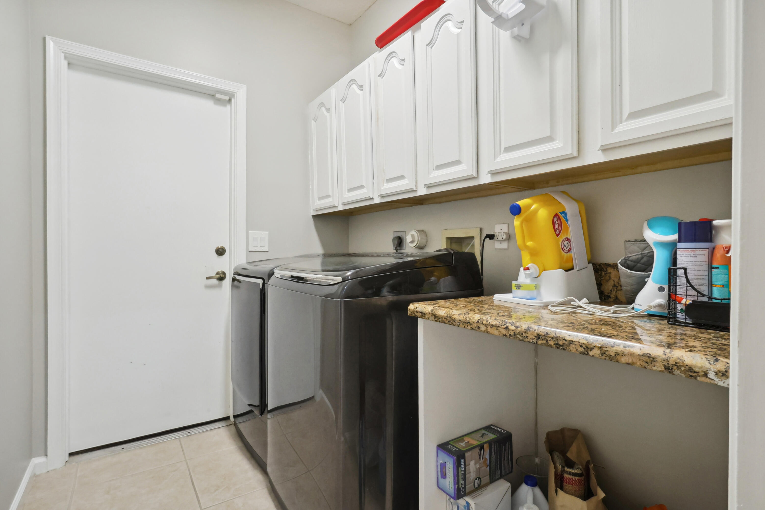 13823 Callington Drive Property Photo 23