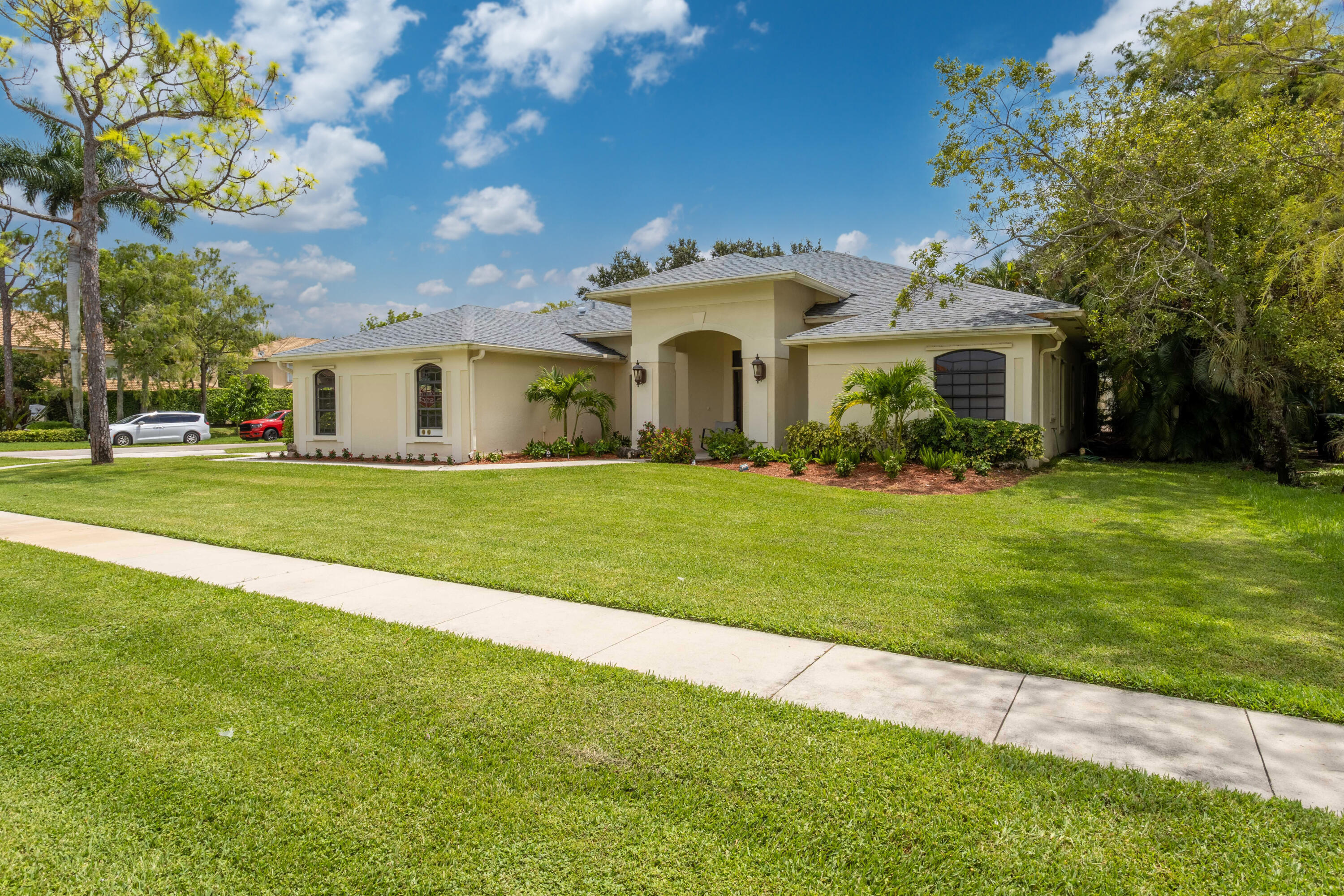 13823 Callington Drive Property Photo 30
