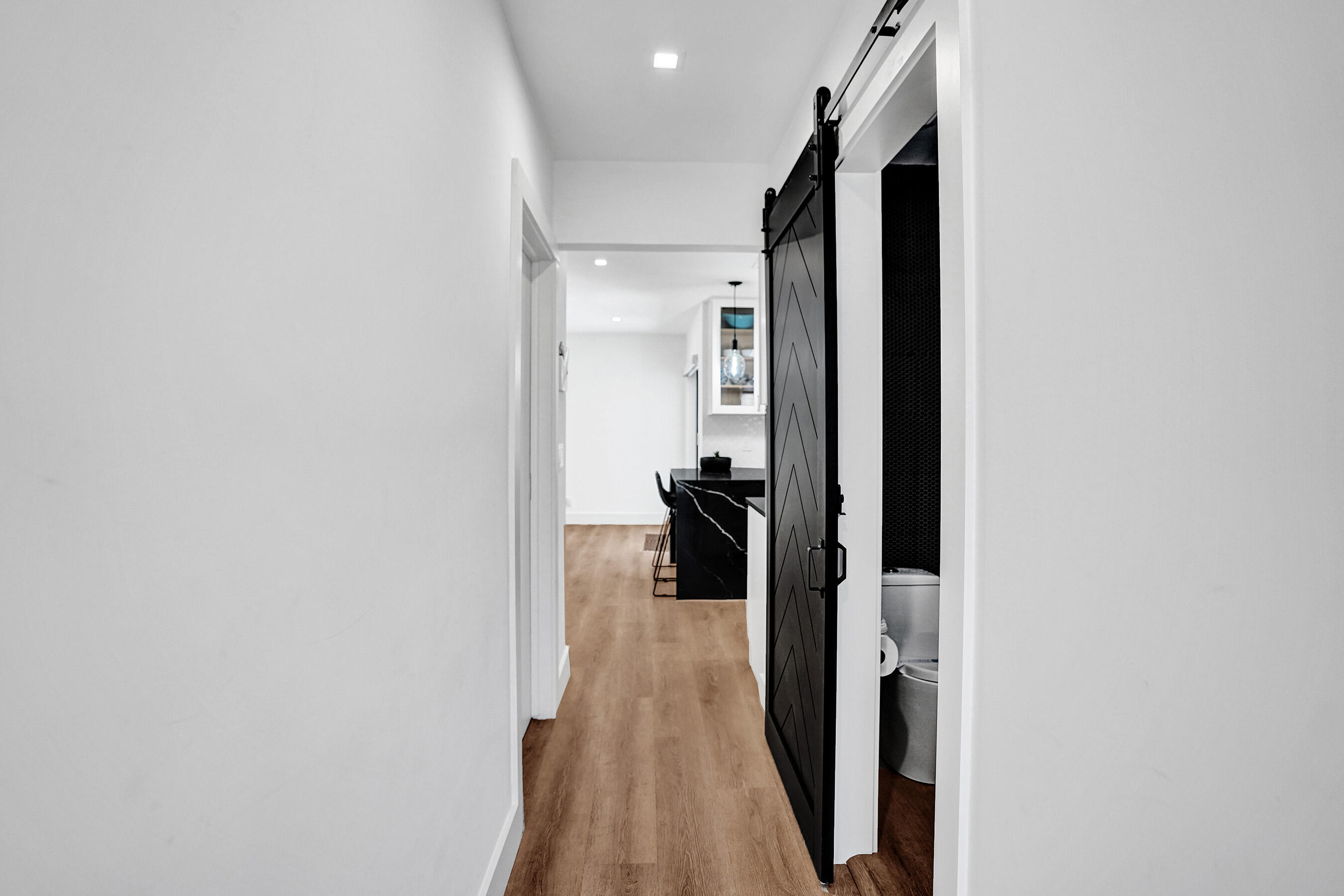 933 Banyan Drive Property Photo 8
