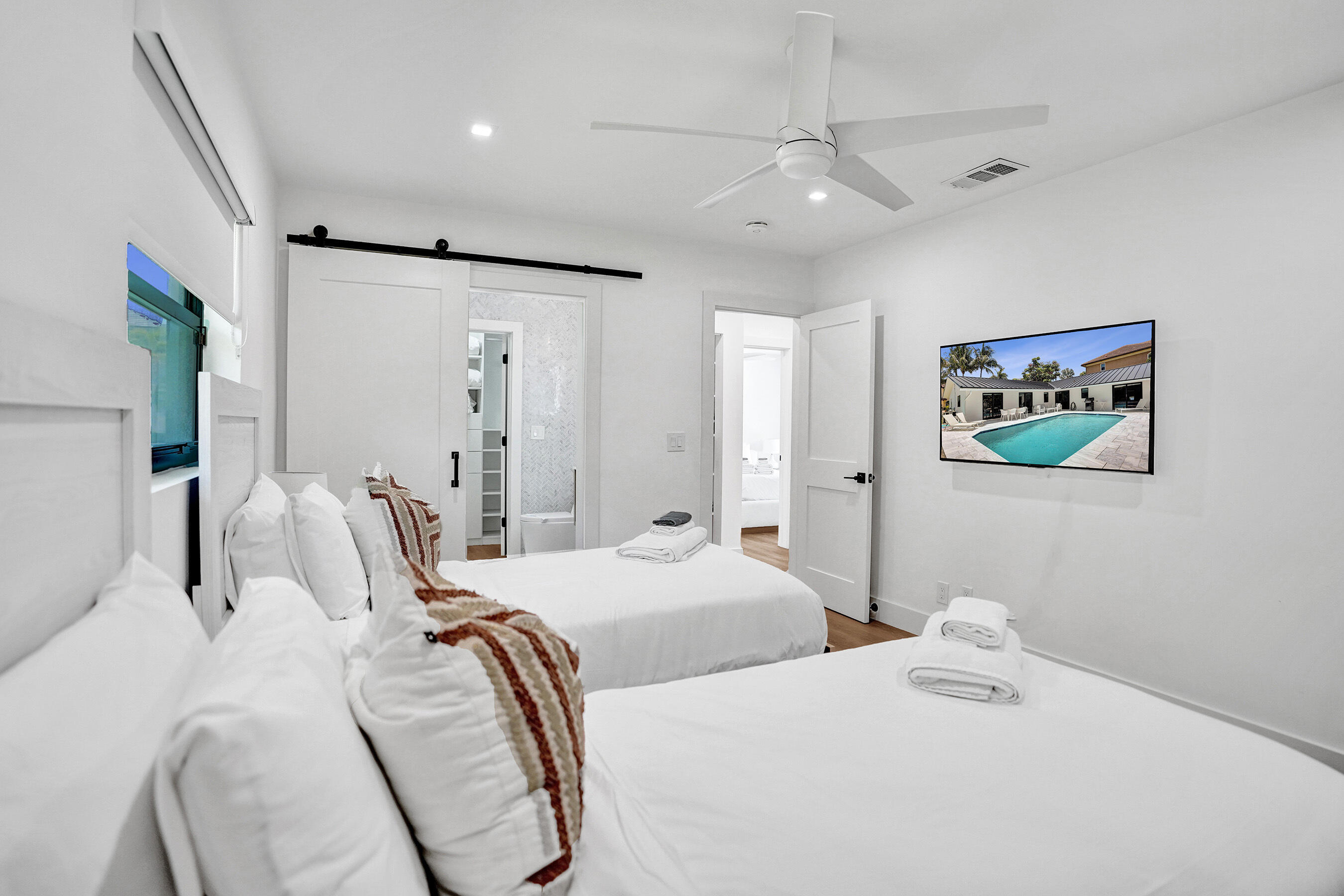 933 Banyan Drive Property Photo 34