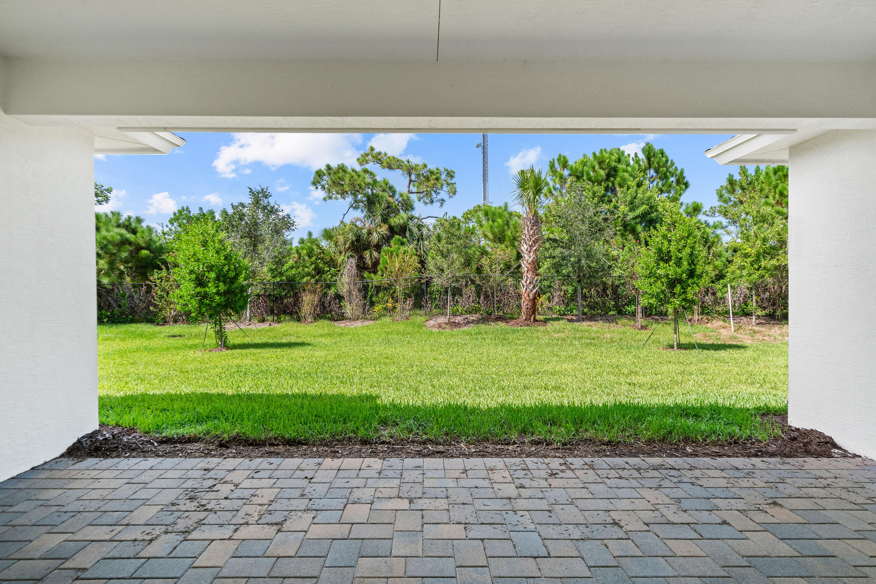 4090 Tower Pointe Way Property Photo 21