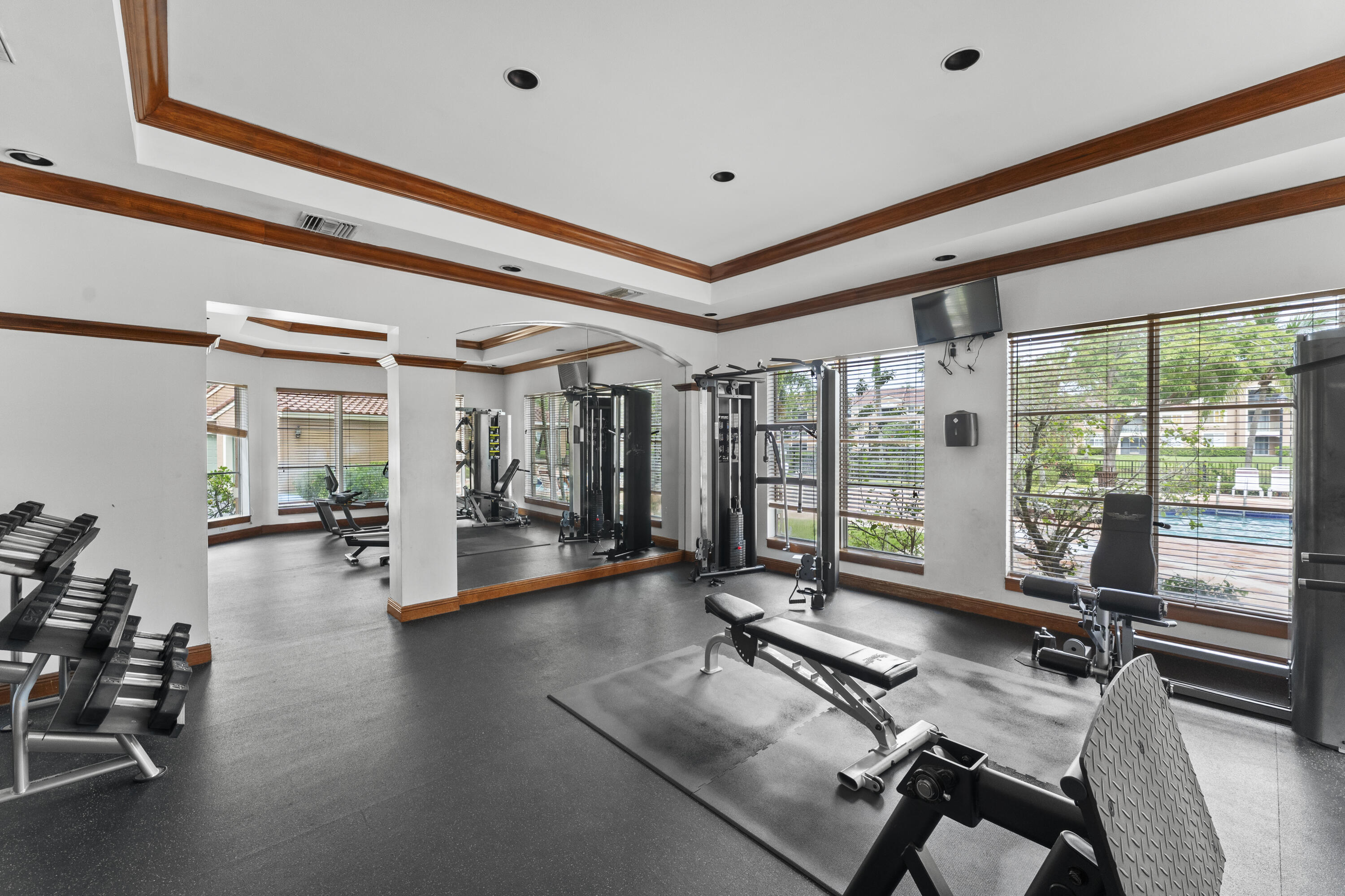 4812 N State Road 7 12205 Property Photo 31