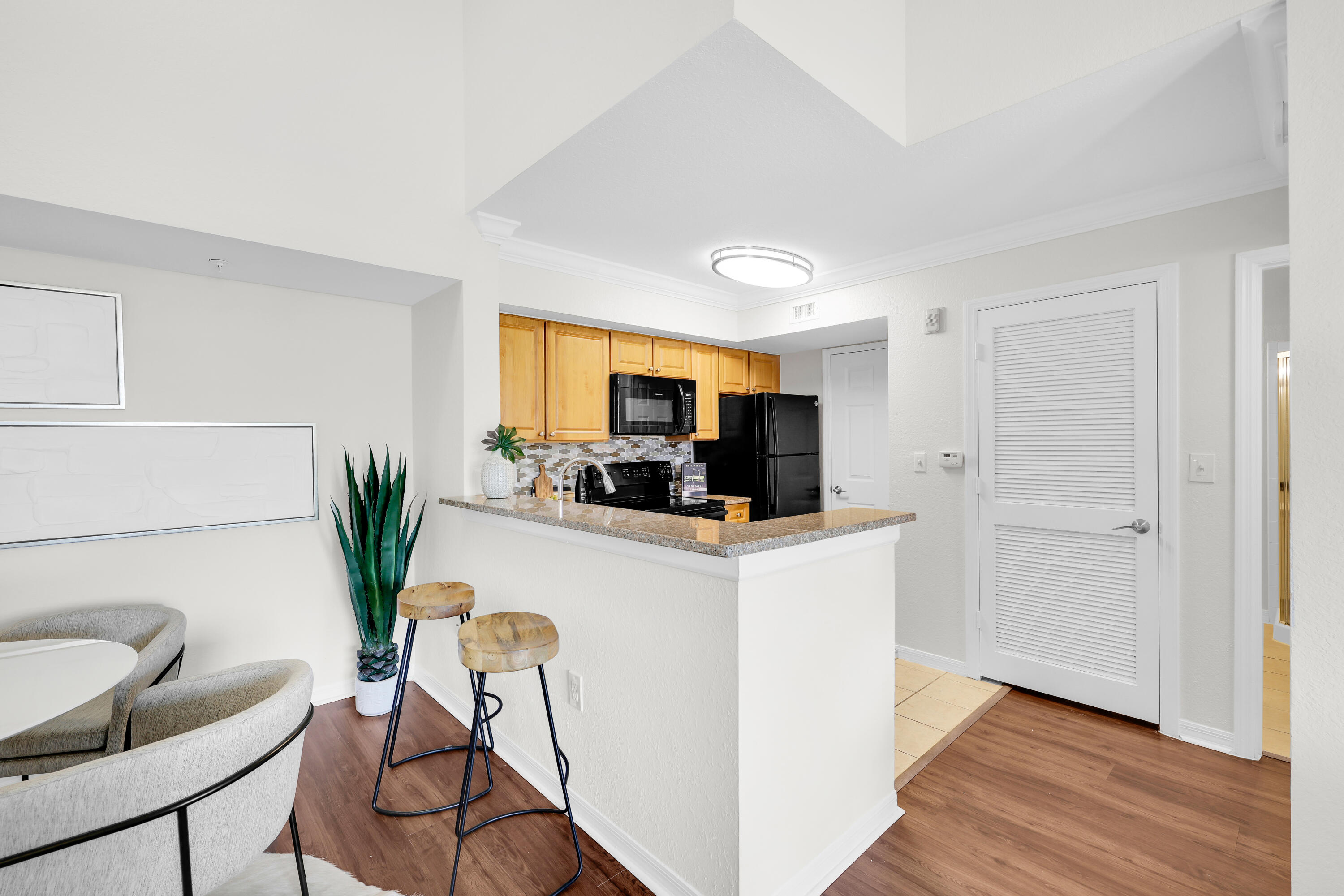 15035 Michelangelo Boulevard 303 Property Photo 6