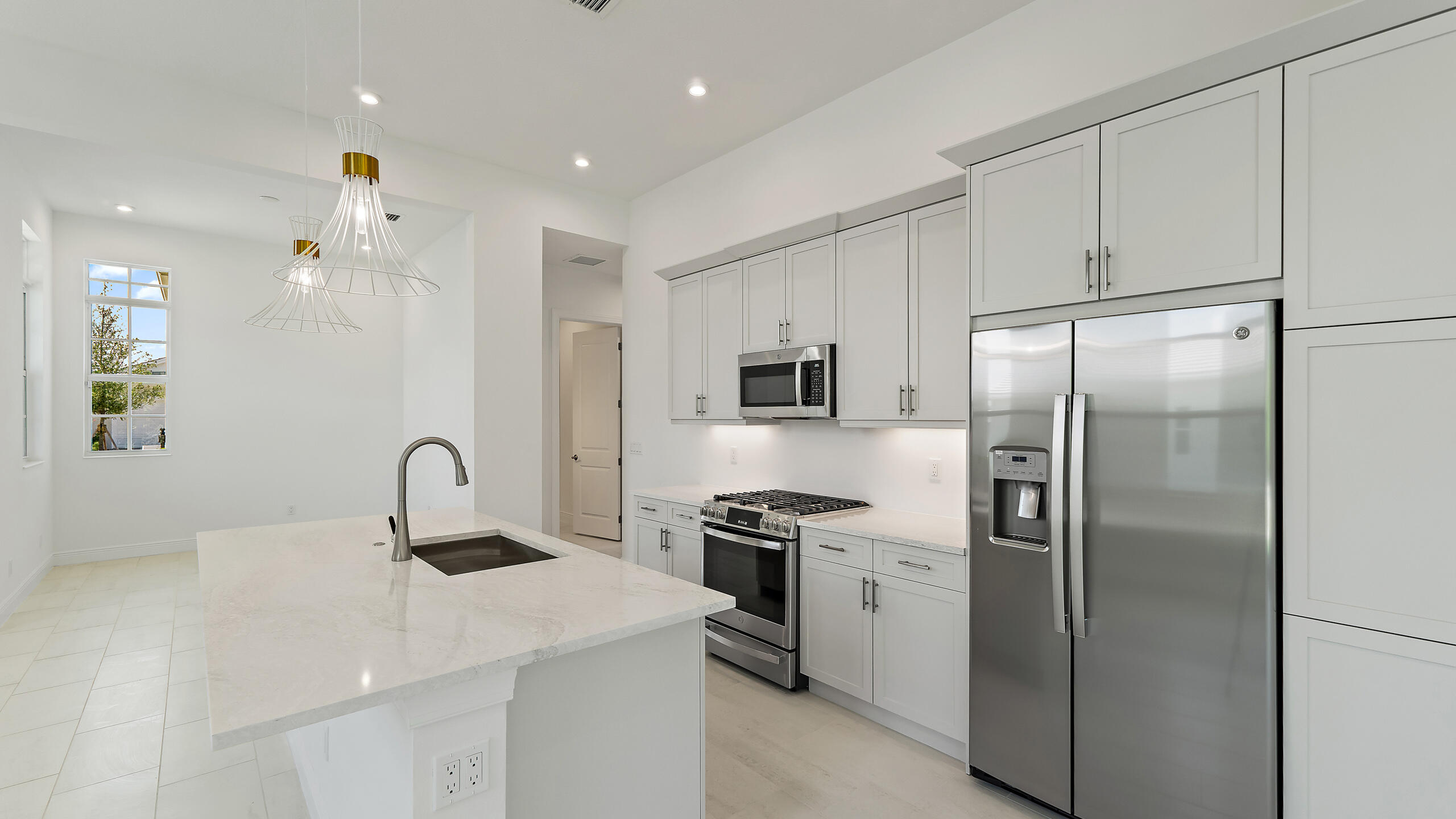 204 Se Via Sangro Property Photo 6