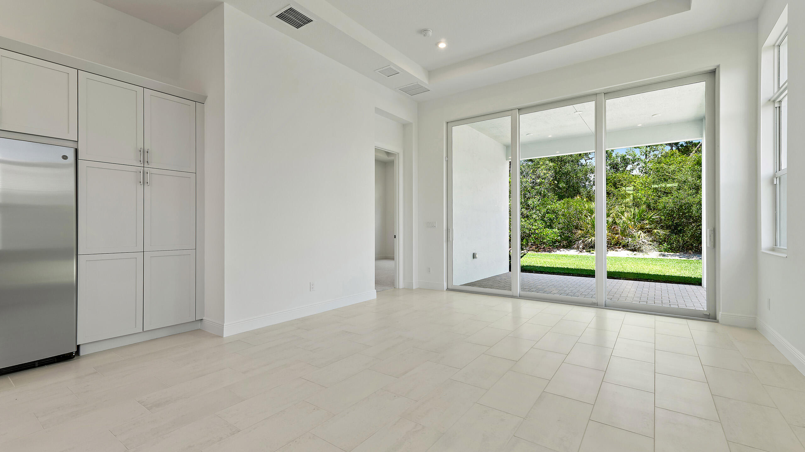 204 Se Via Sangro Property Photo 7