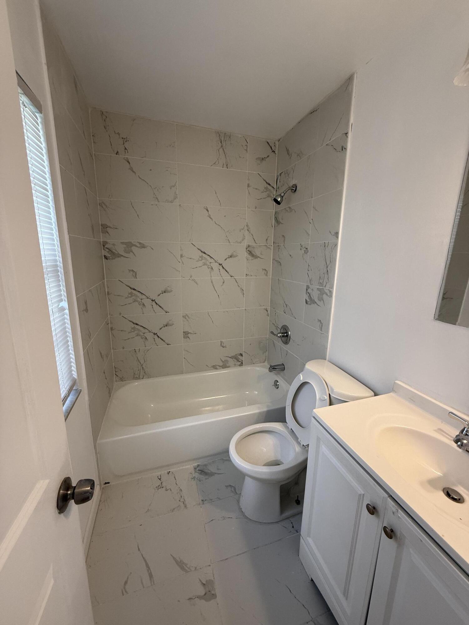 1201 White Pine Drive 1201 Property Photo 5