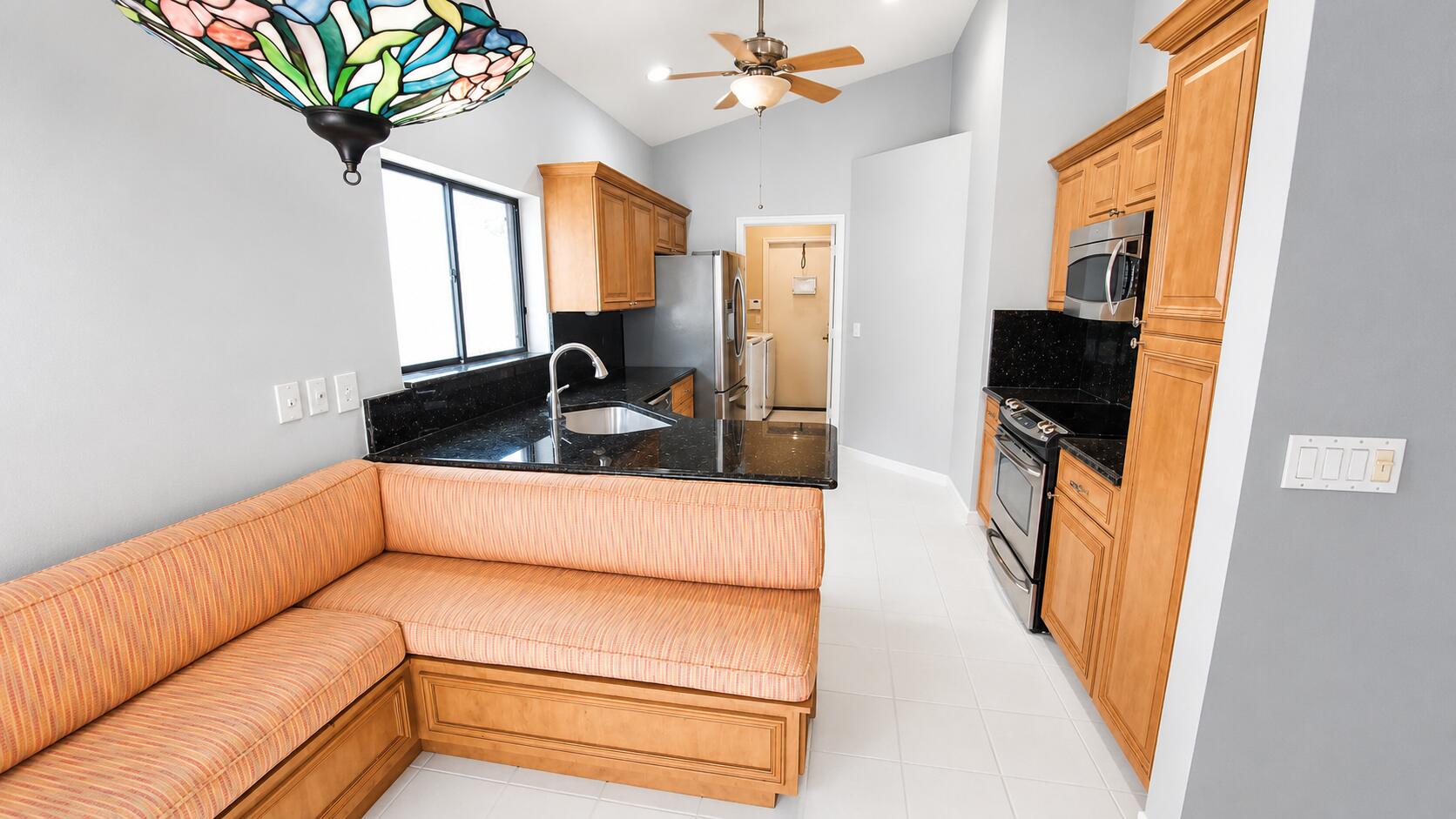 10139 Lexington Circle N Property Photo 6