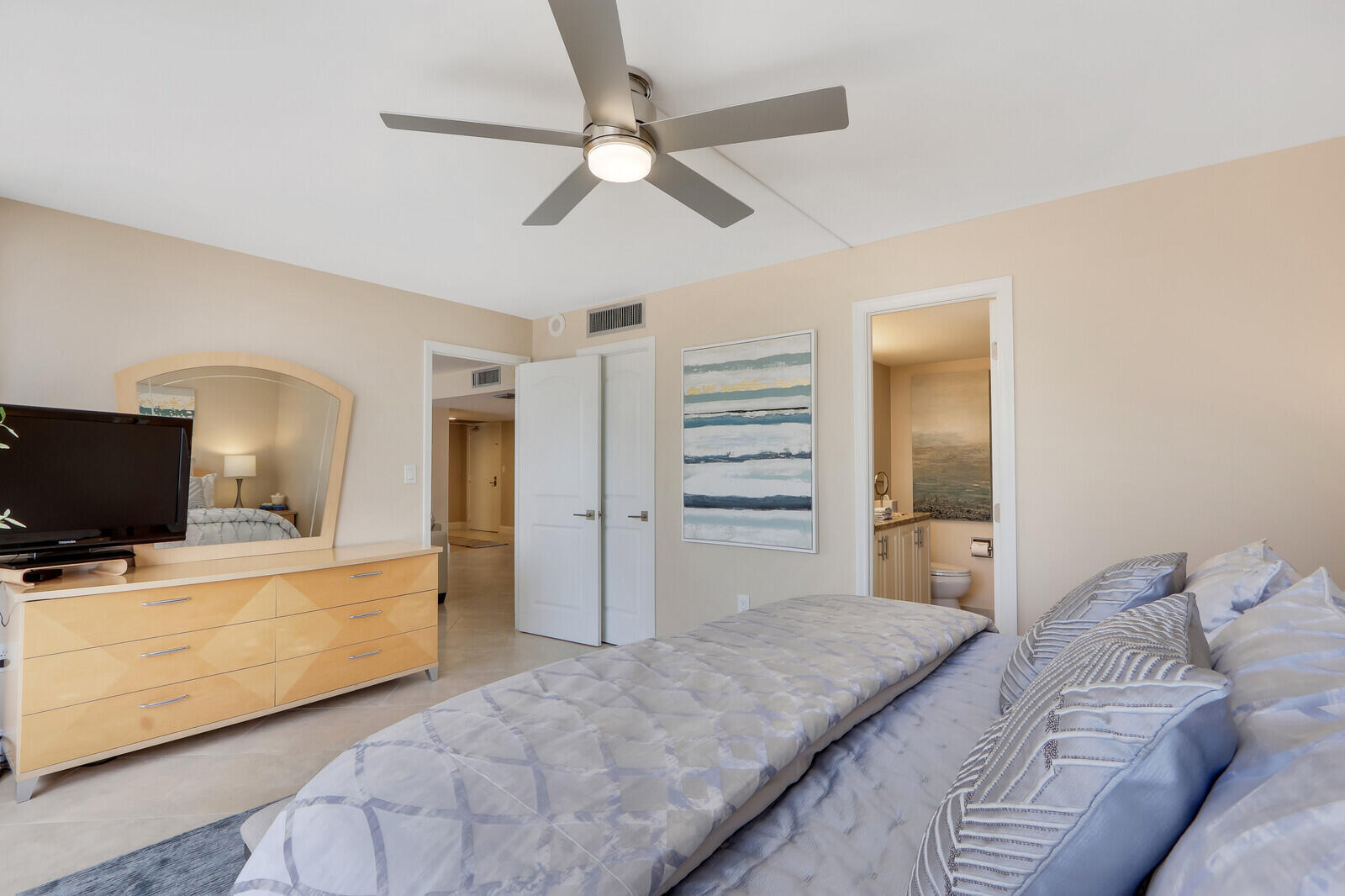 4200 N Ocean Drive 2-802 Property Photo 22