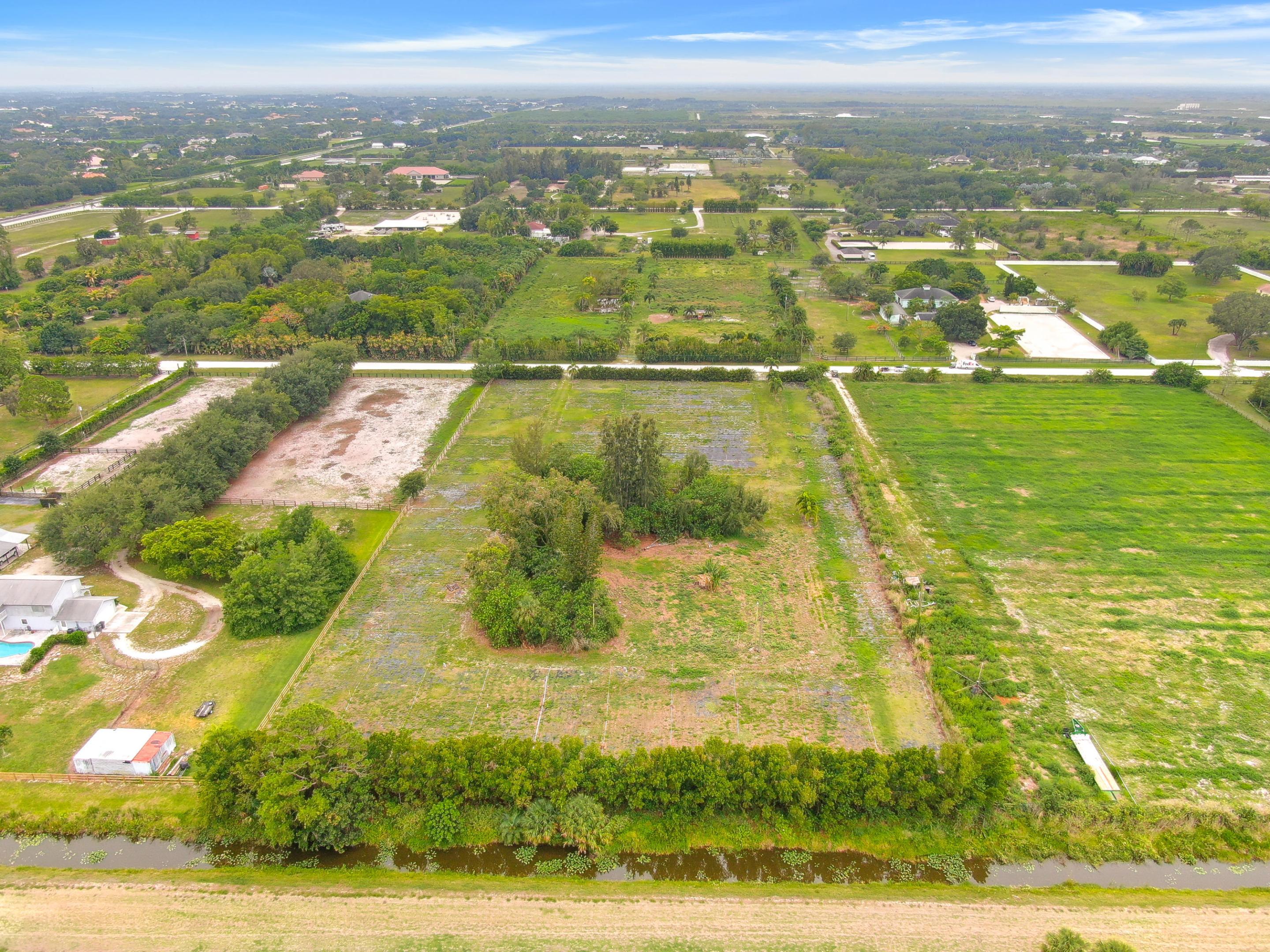 16295 Rustic Road Property Photo 3