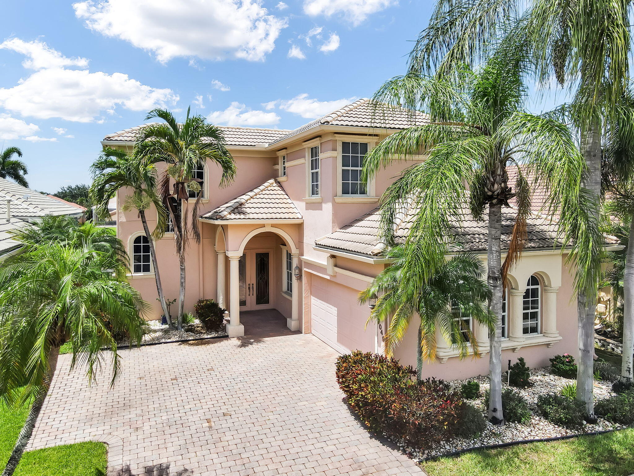7049 Veneto Drive Property Photo 1