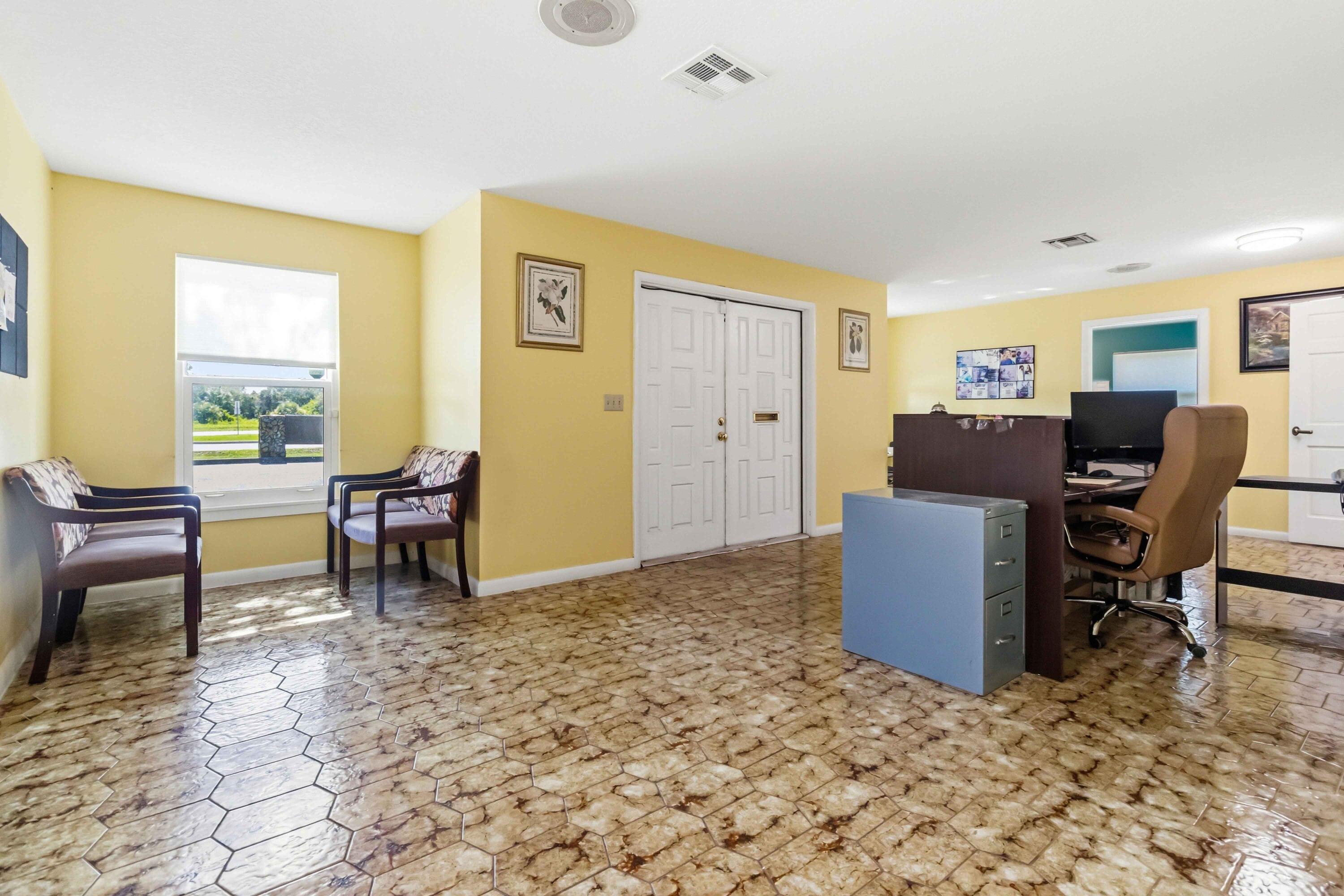 111 Scott Street Property Photo 6