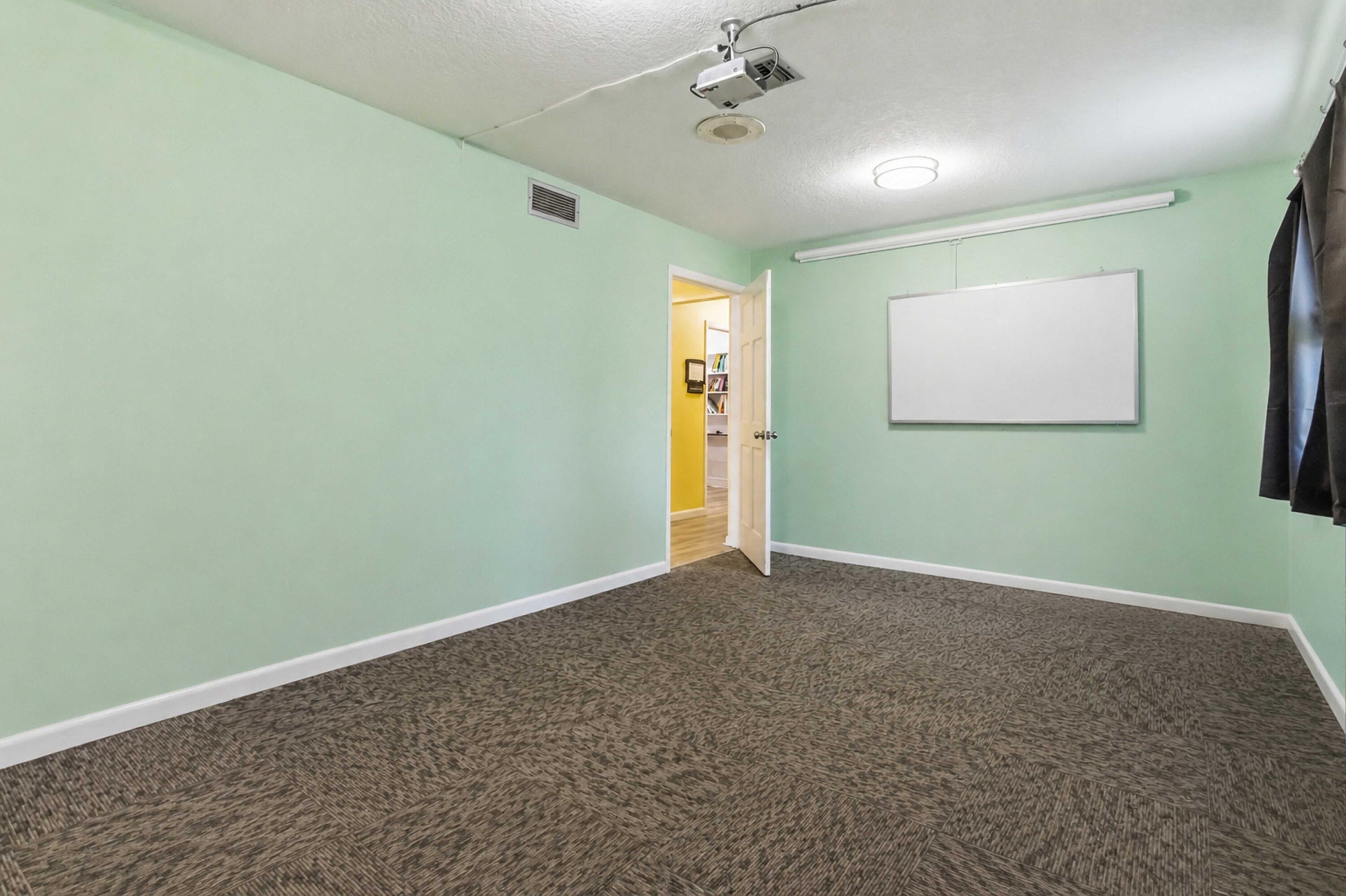111 Scott Street Property Photo 8