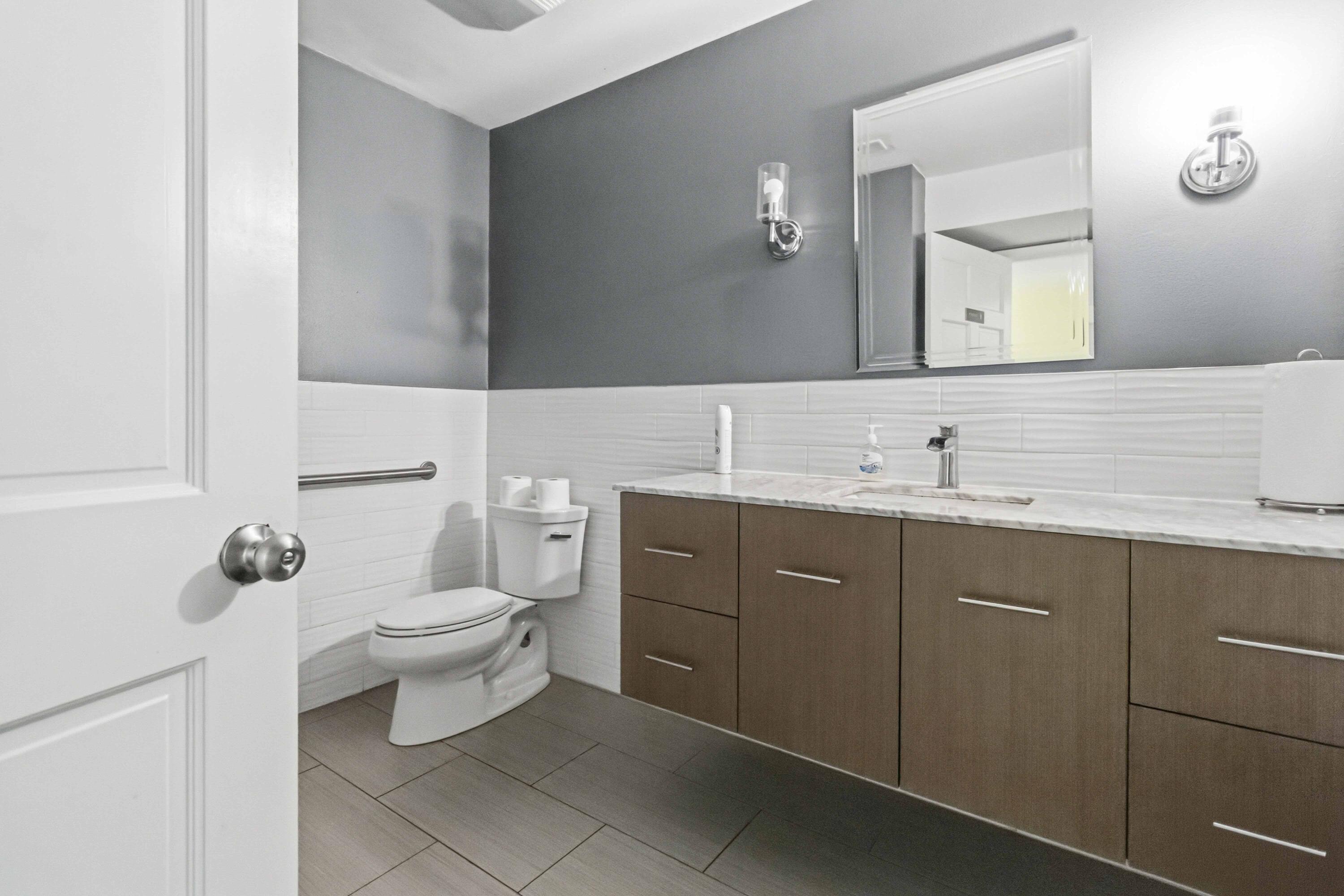 111 Scott Street Property Photo 13