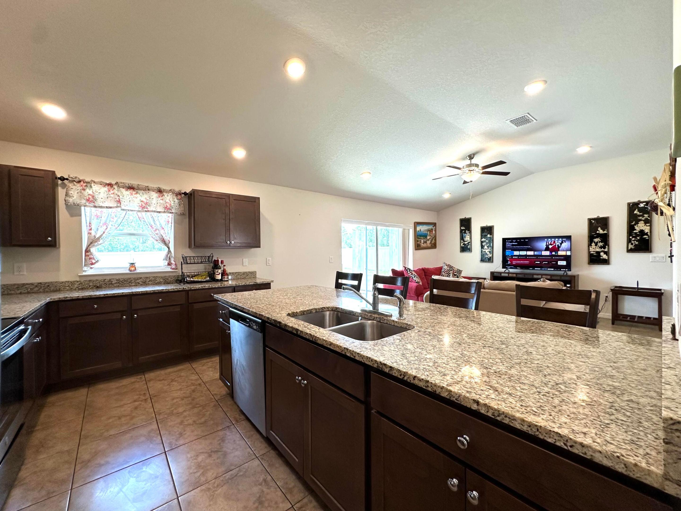15211 Sw 65th Ter Road Property Photo 5