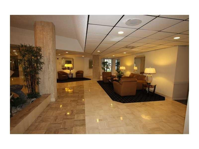 10777 W Sample Road 1104 Property Photo 6