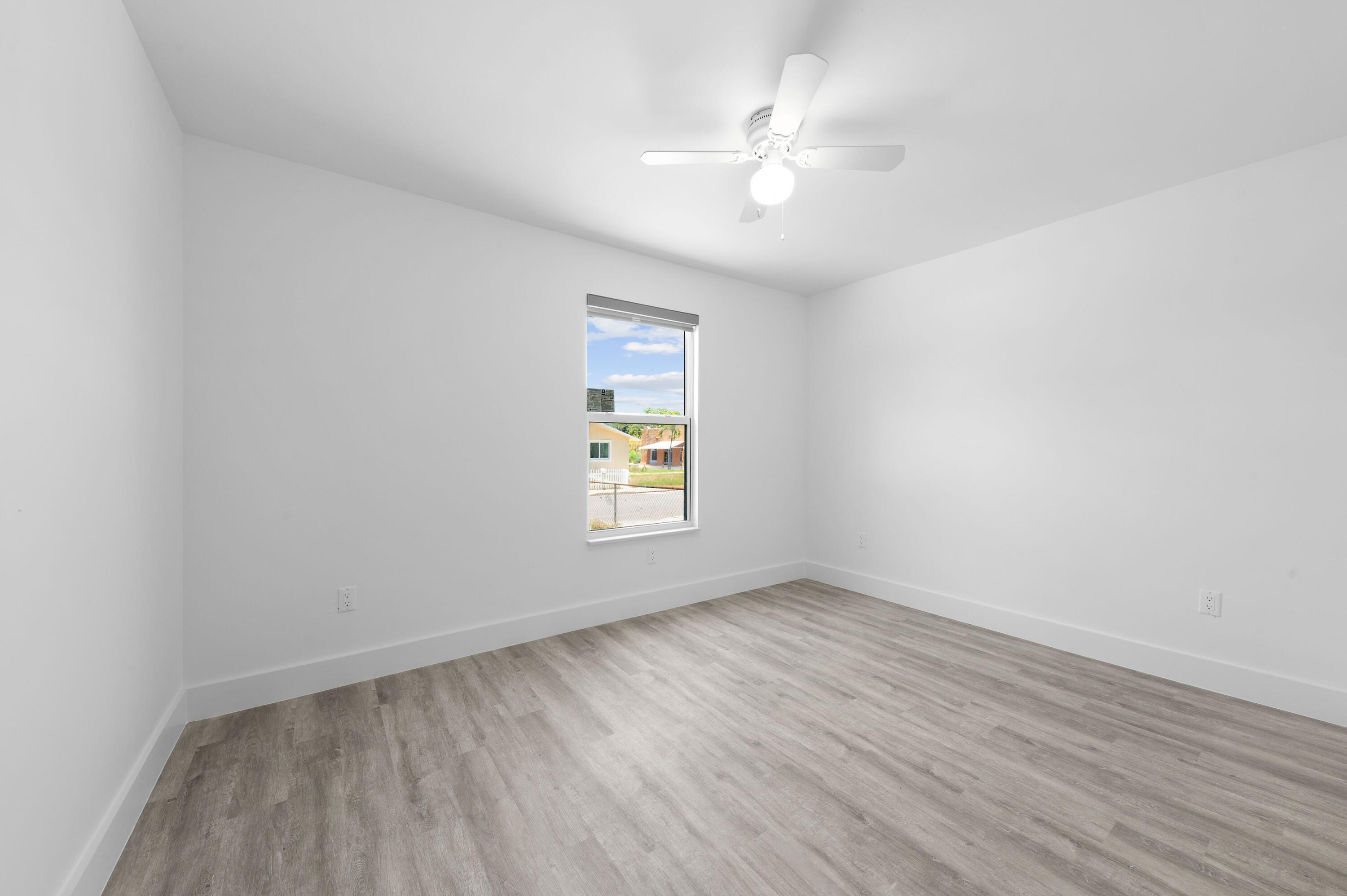 720 Mcintosh Street Property Photo 19
