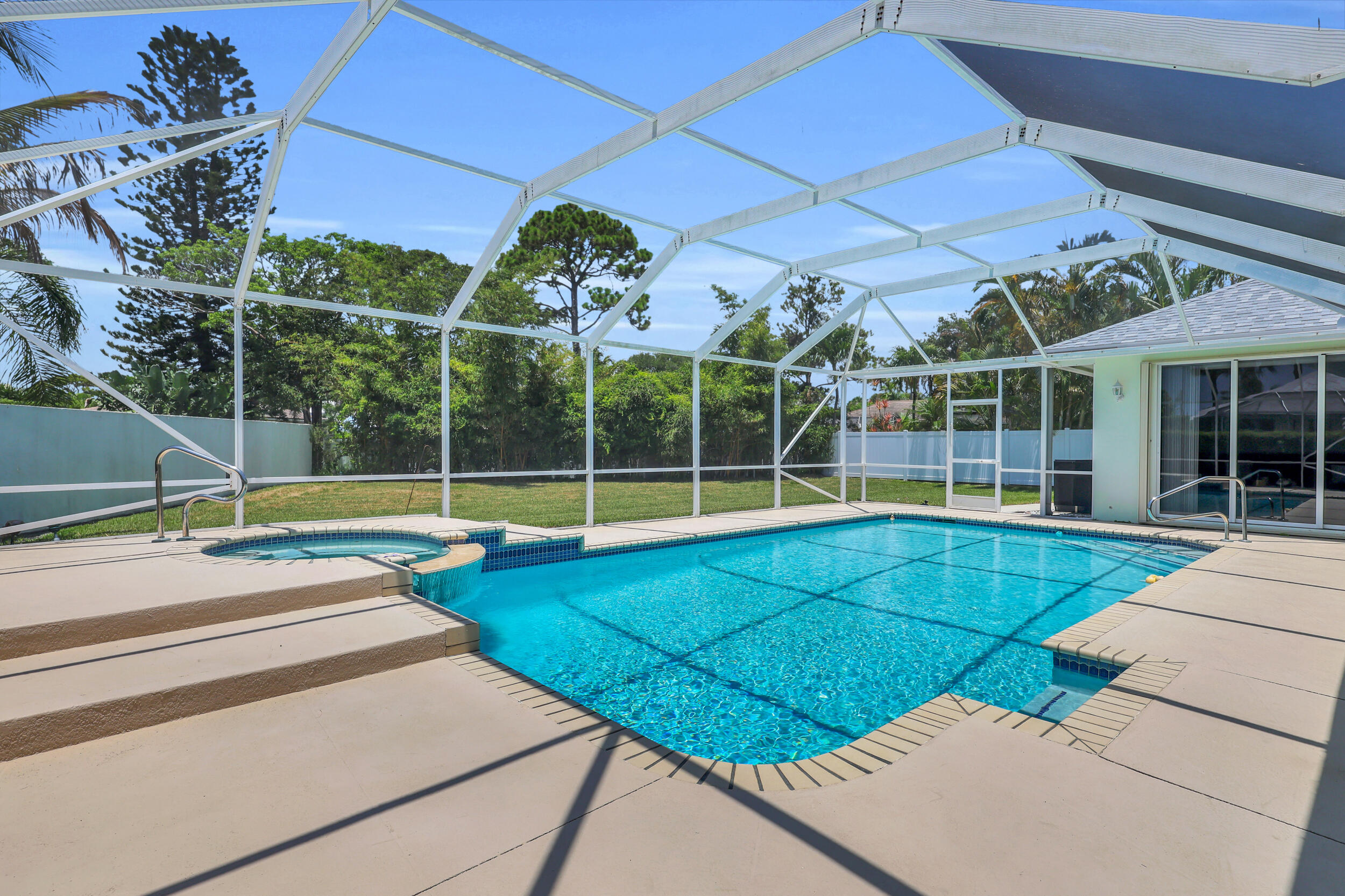 521 Cypress Circle Property Photo 14