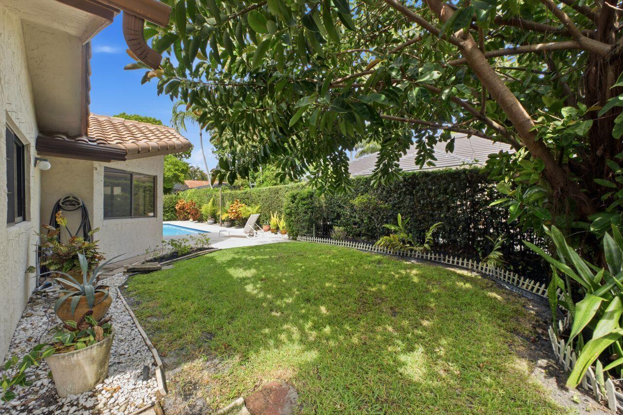 2719 Oak Tree Lane Property Photo 41