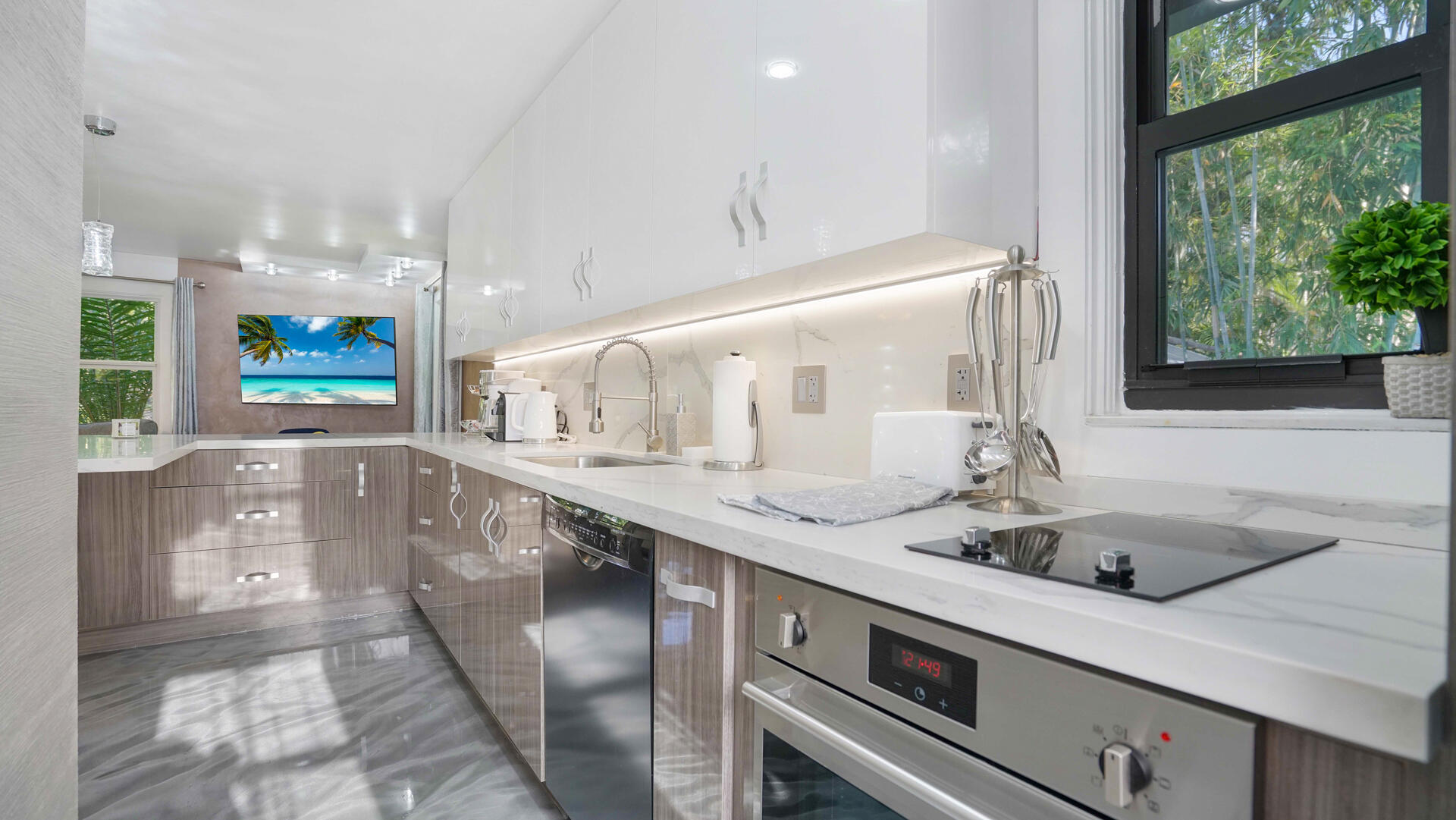 2249 Lazy Lane Property Photo 14