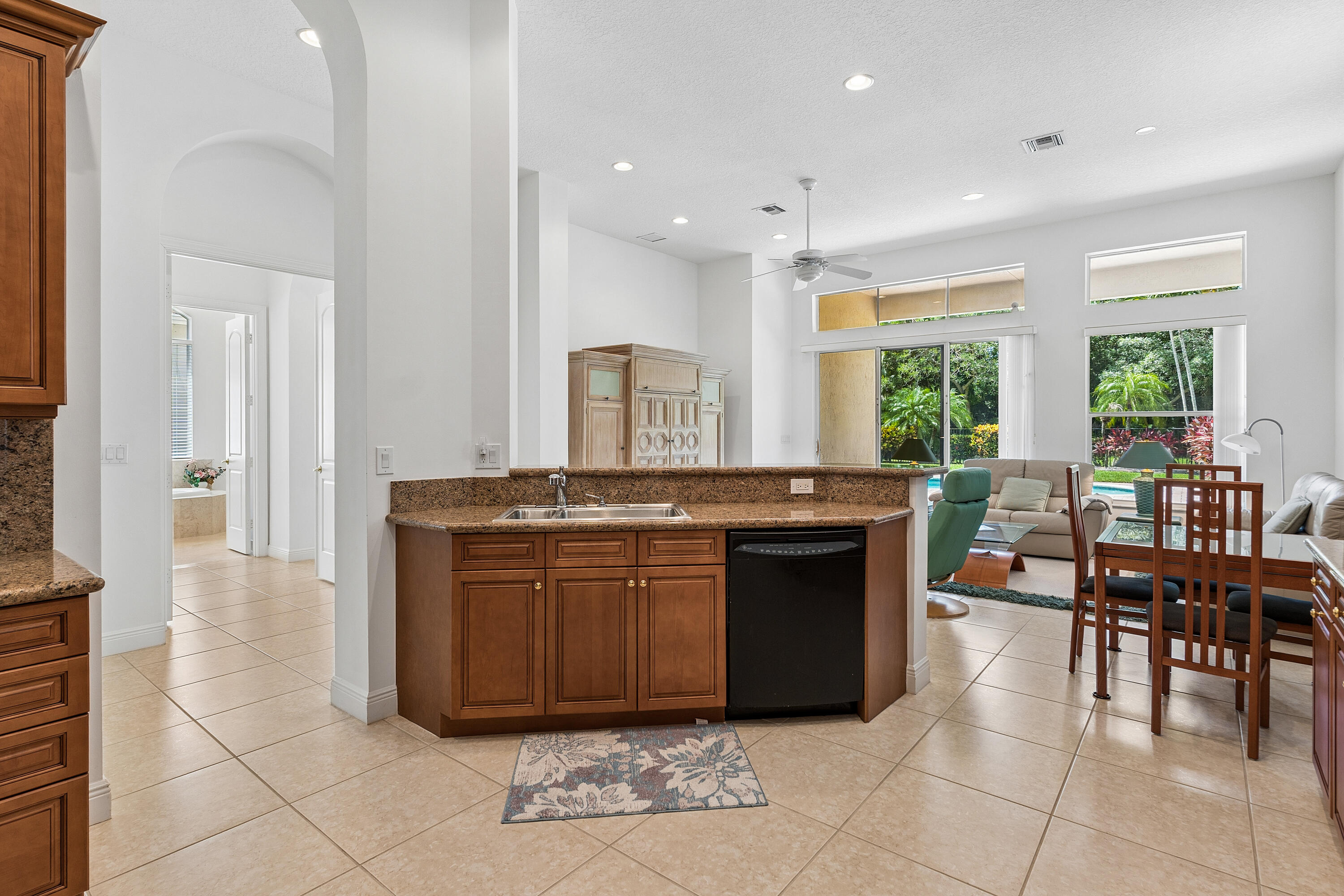 8102 Valhalla Drive Property Photo 12