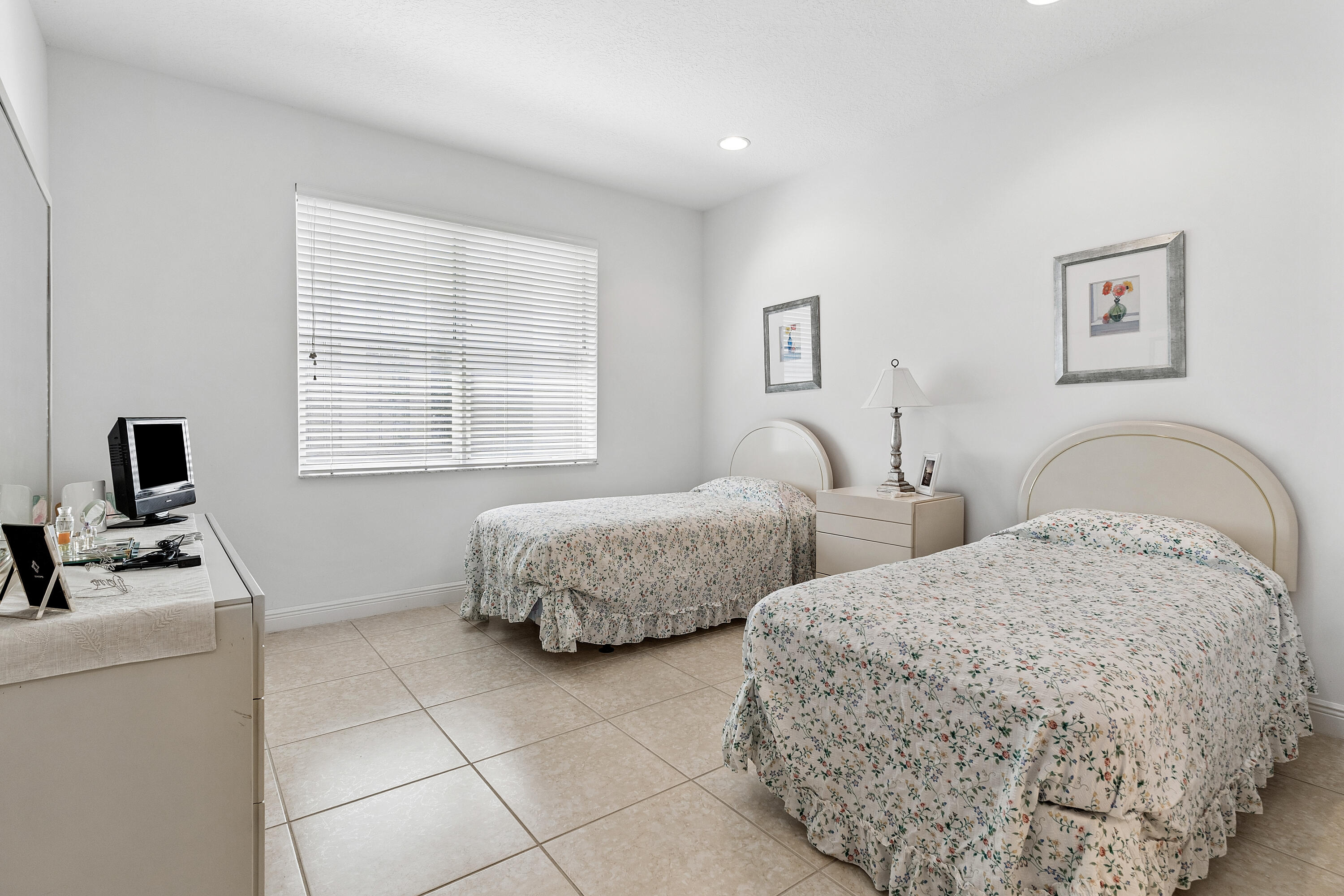 8102 Valhalla Drive Property Photo 14